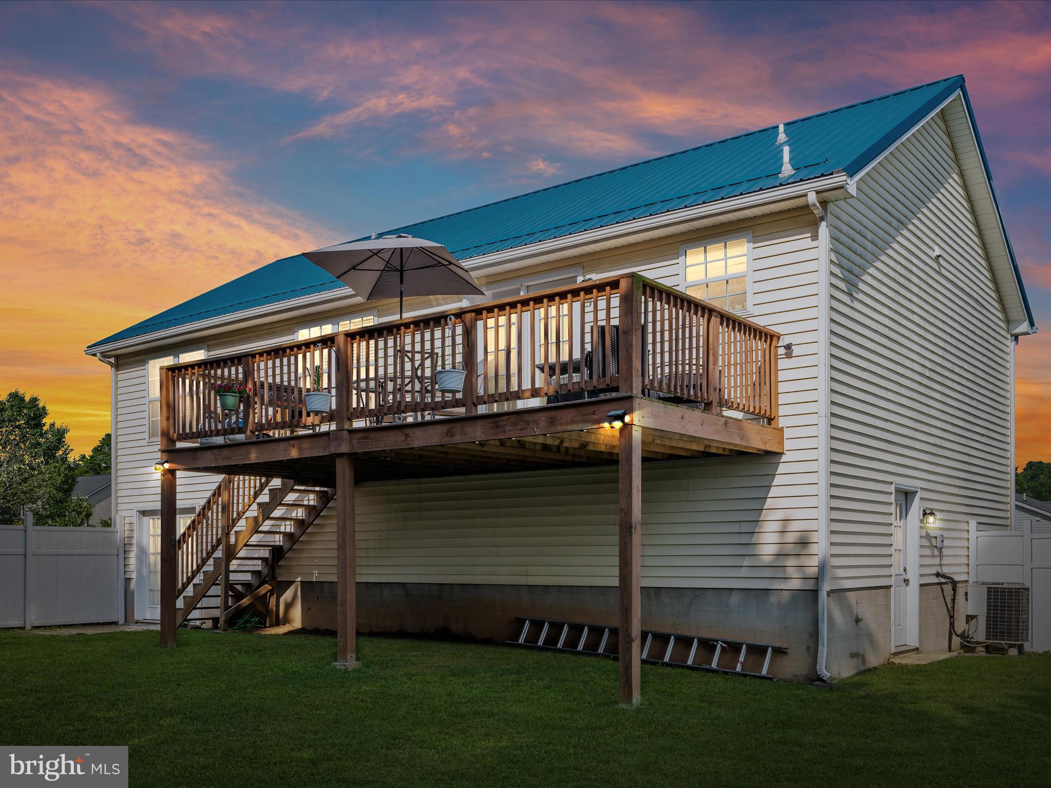 RIDGEFIELD - Residential