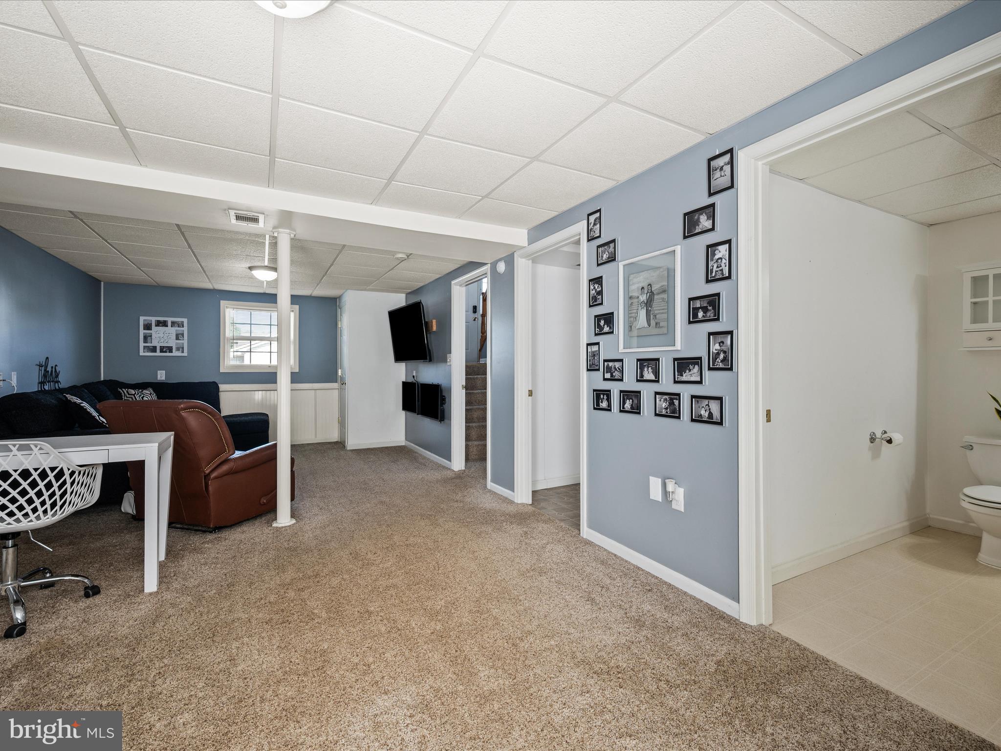 RIDGEFIELD - Residential