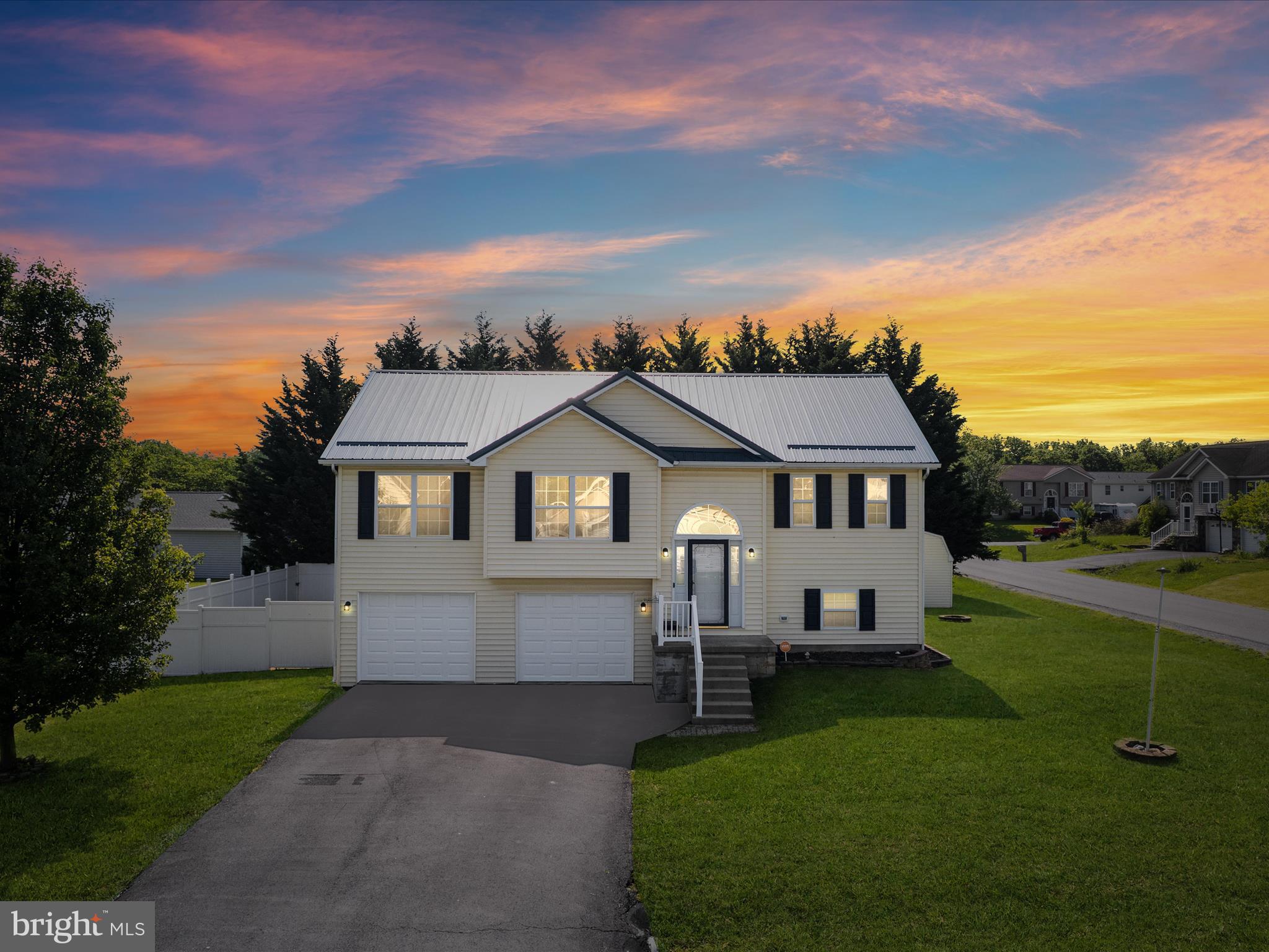 RIDGEFIELD - Residential