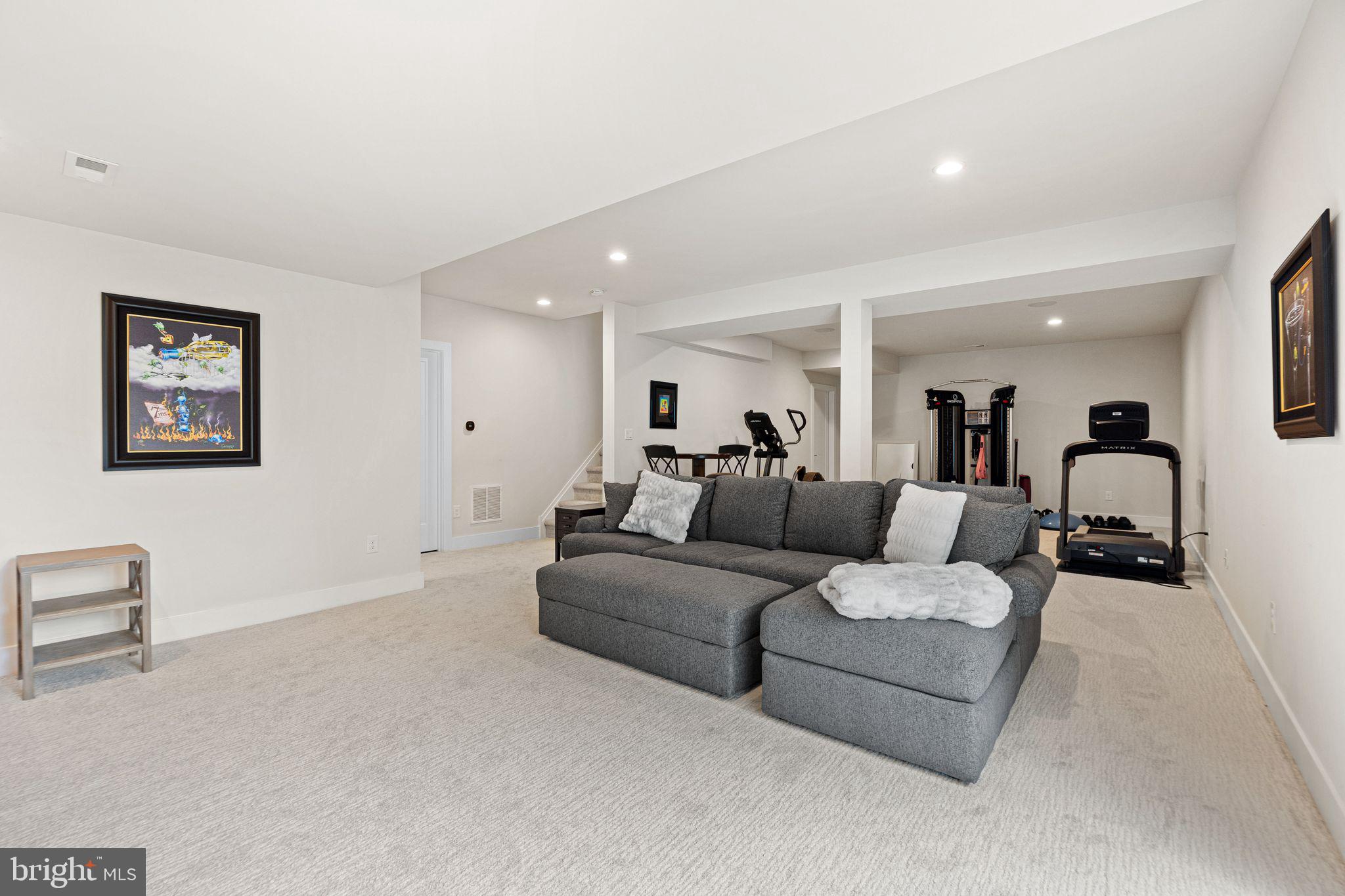 RESERVE AT CENTER SQUARE - Residential