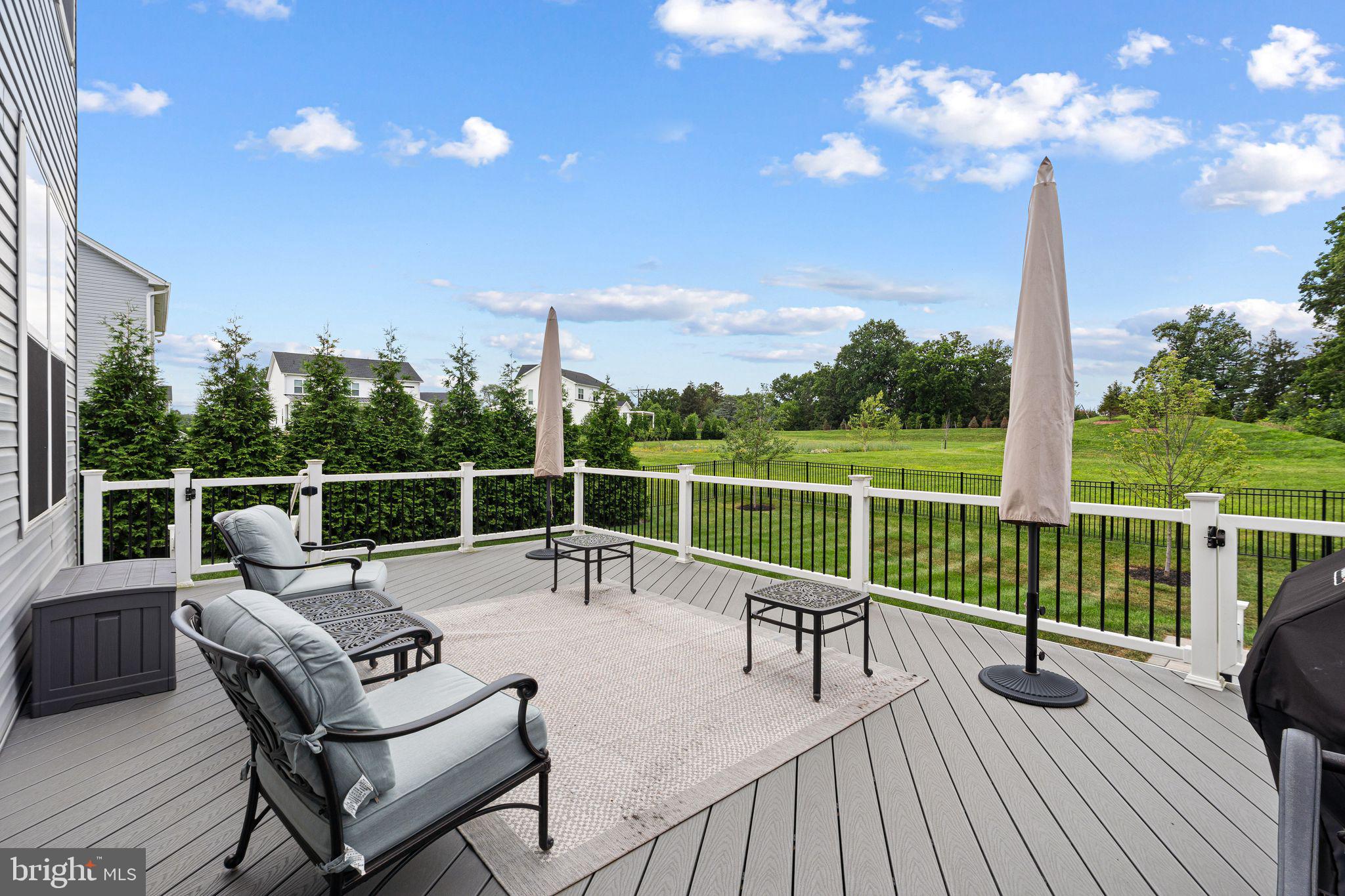 RESERVE AT CENTER SQUARE - Residential