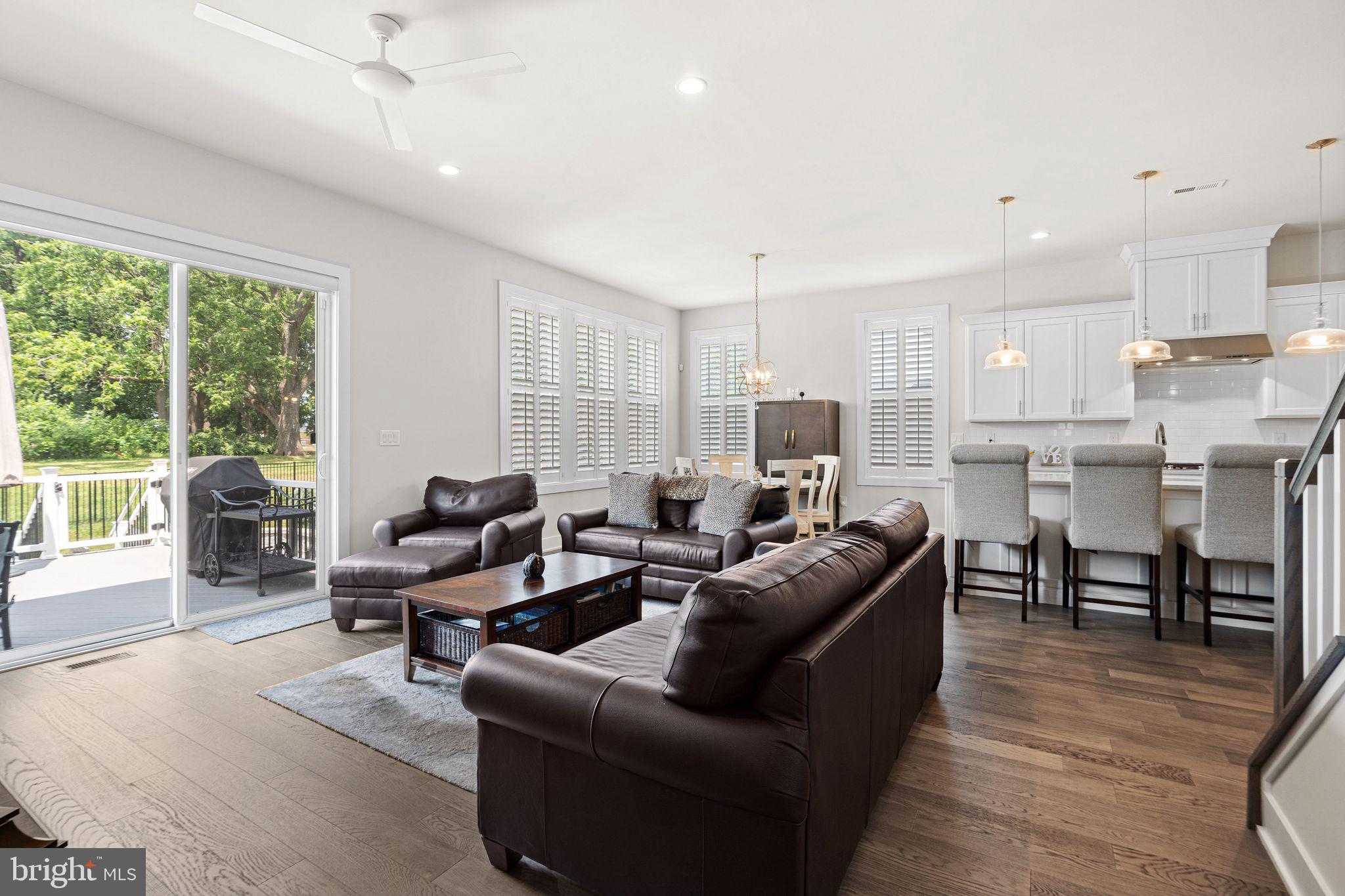 RESERVE AT CENTER SQUARE - Residential