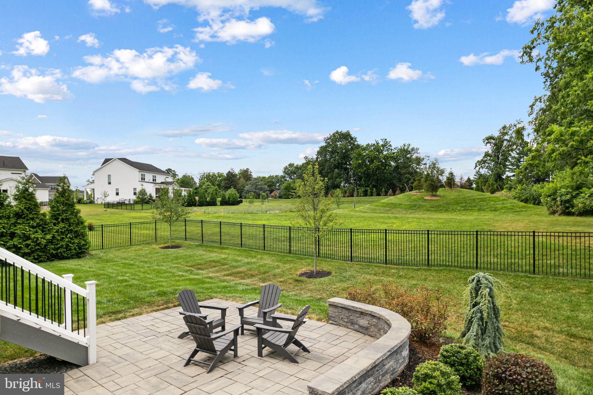 RESERVE AT CENTER SQUARE - Residential