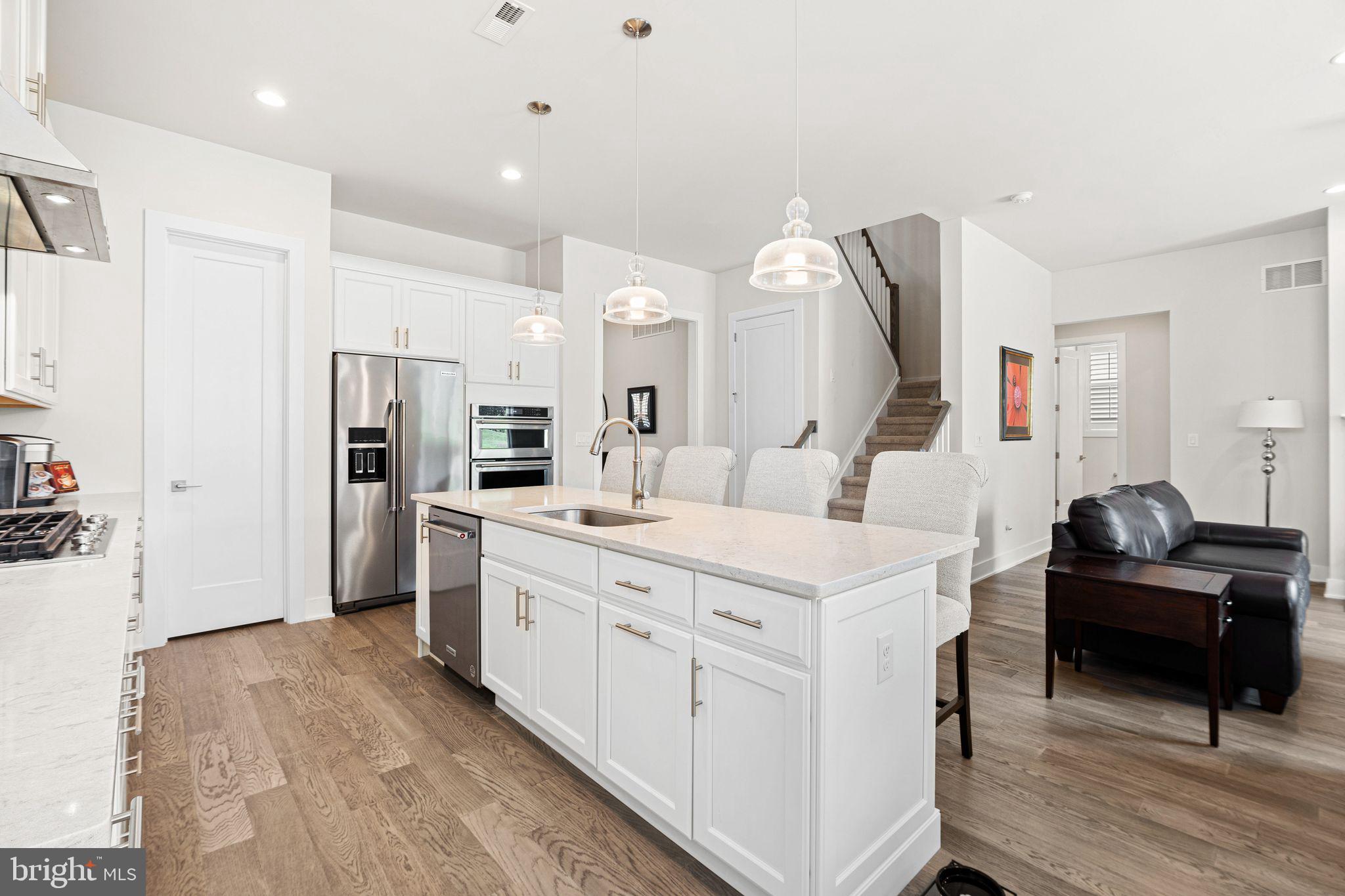 RESERVE AT CENTER SQUARE - Residential