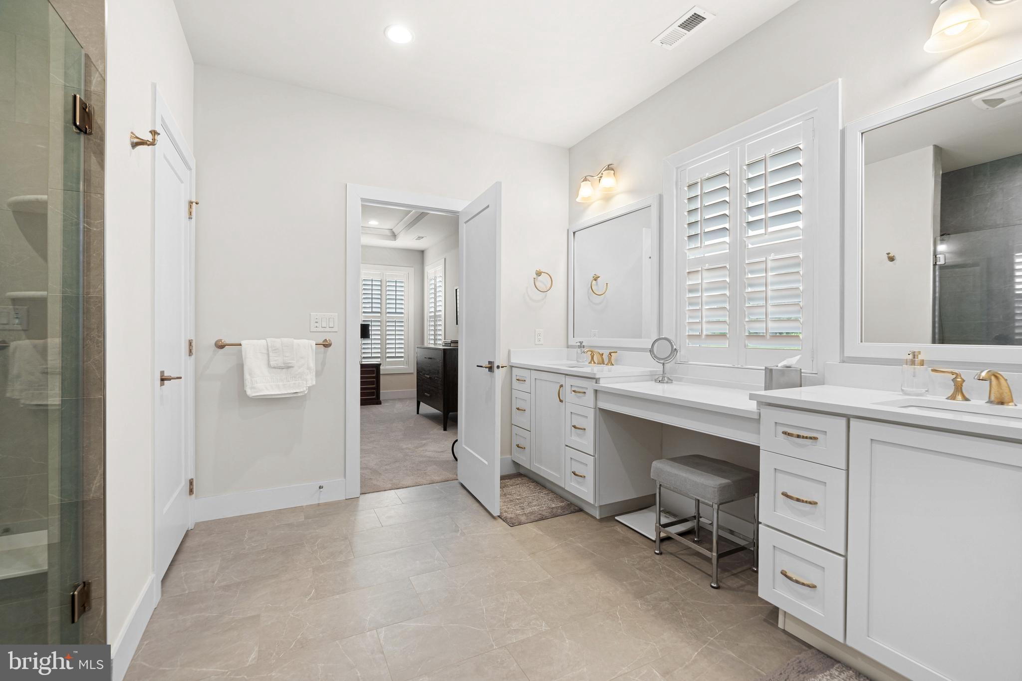 RESERVE AT CENTER SQUARE - Residential