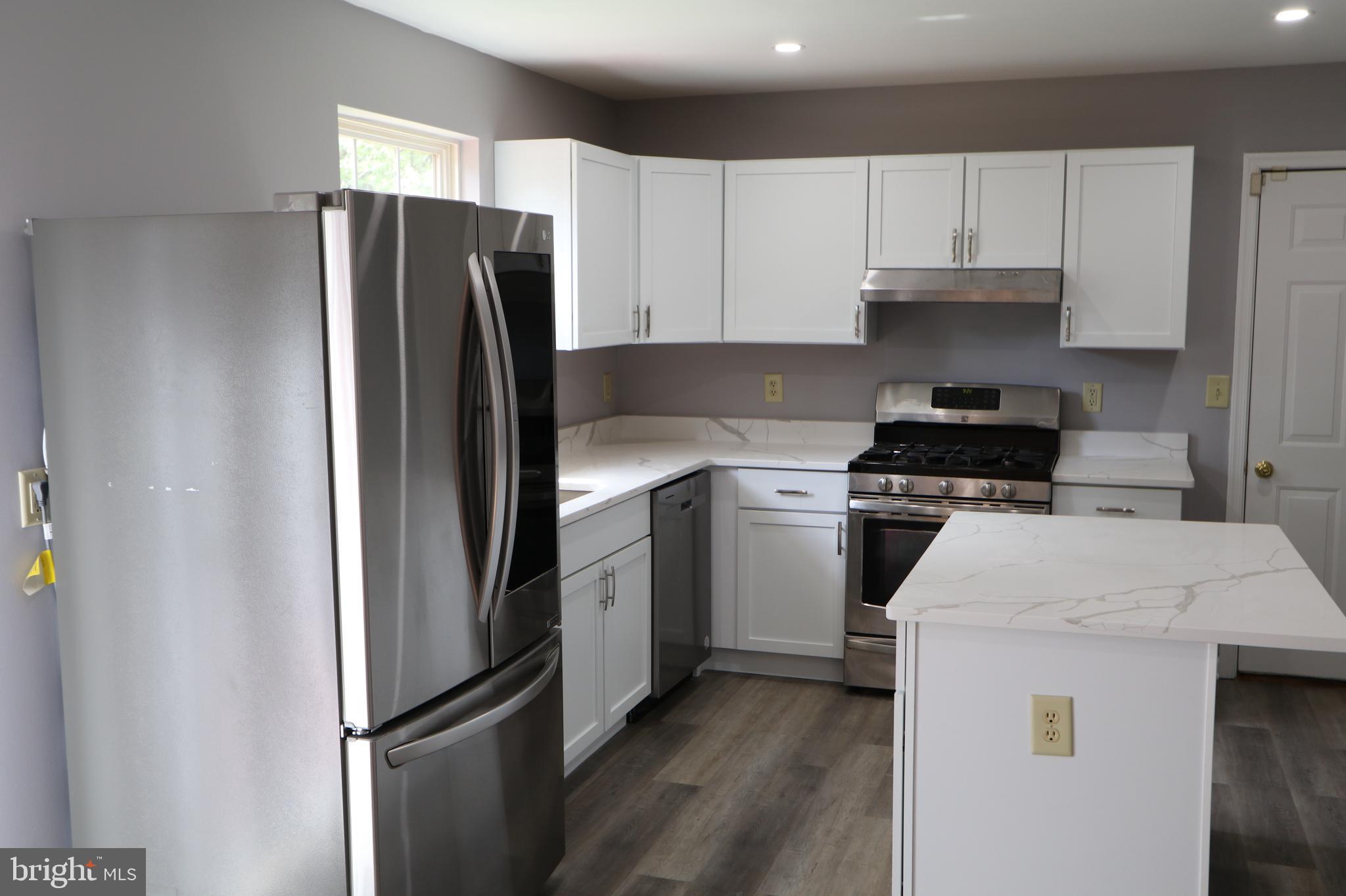 TINKERS CREEK - Residential Lease