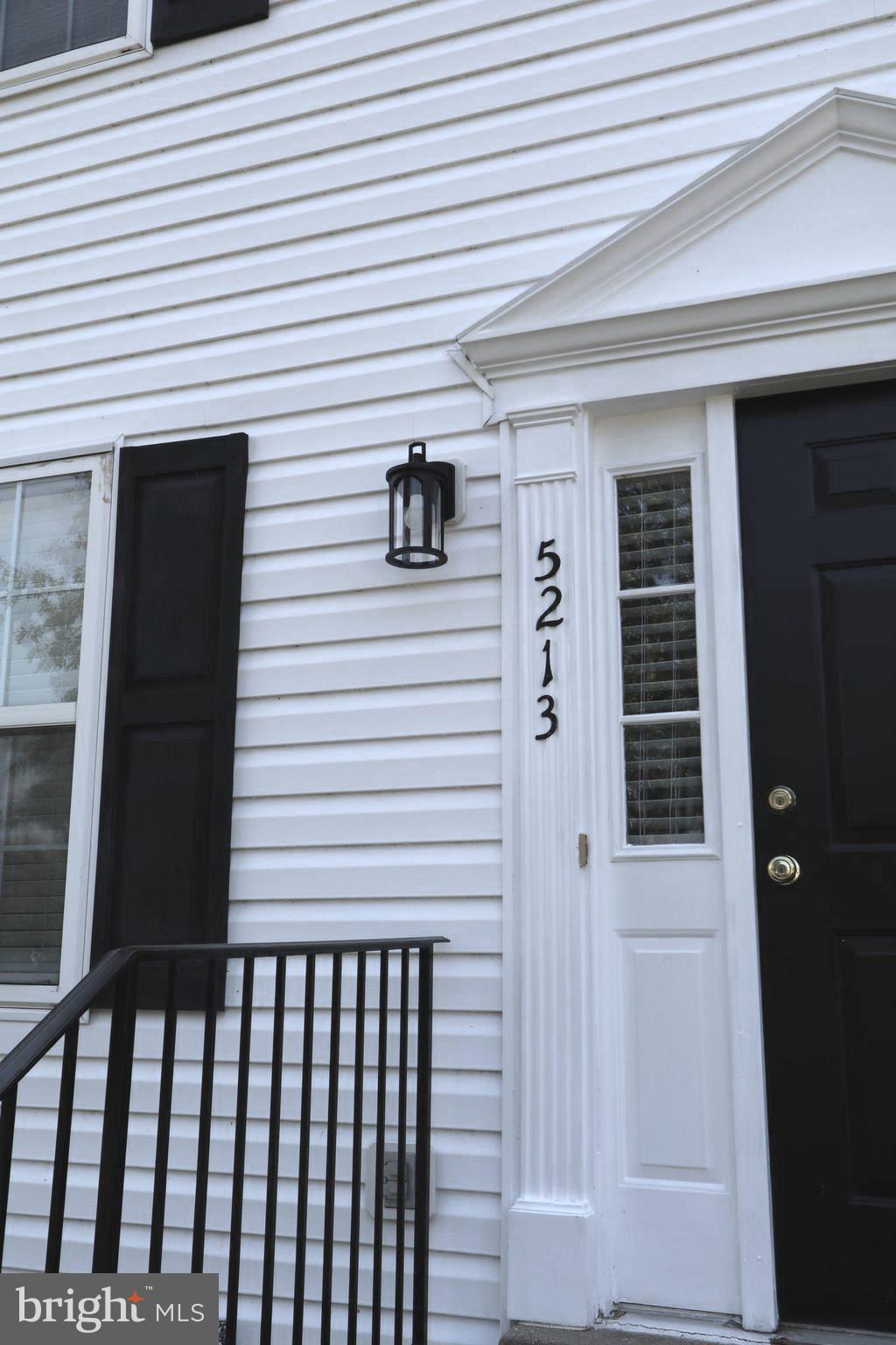 TINKERS CREEK - Residential Lease