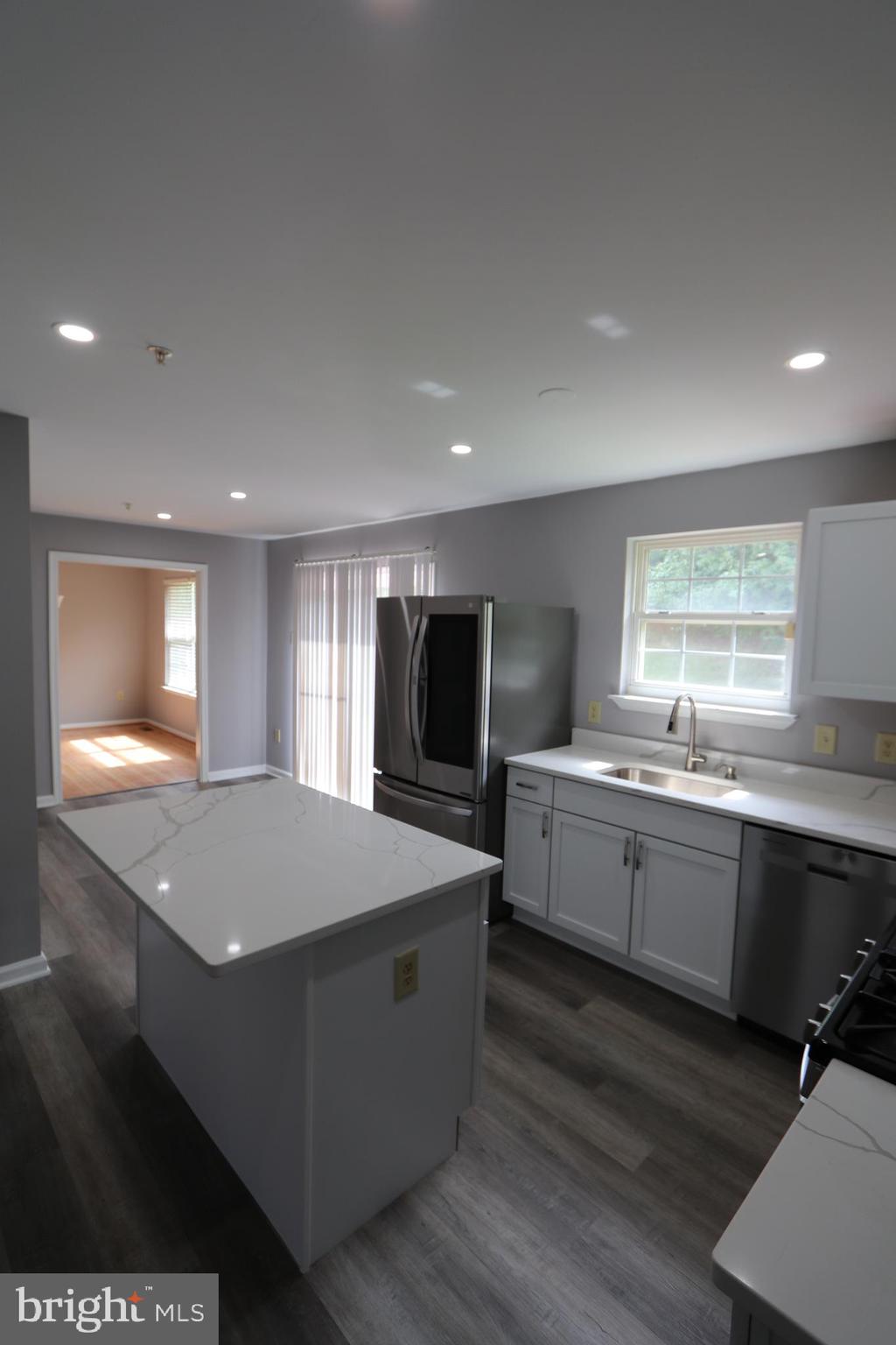 TINKERS CREEK - Residential Lease