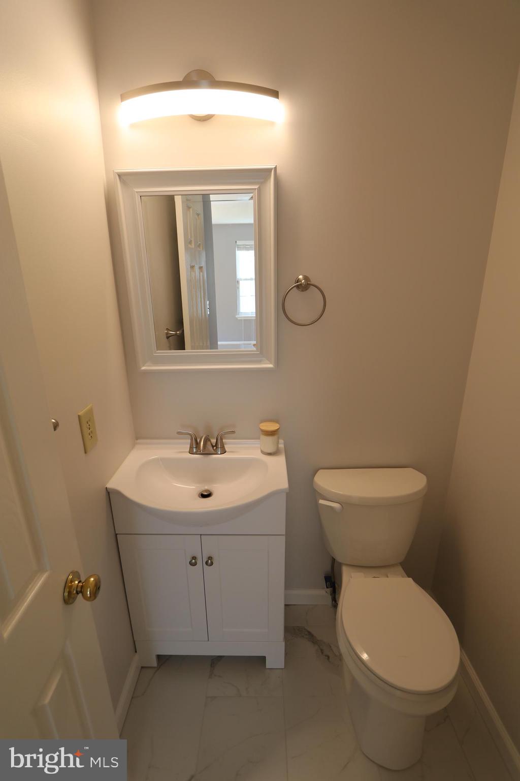 TINKERS CREEK - Residential Lease