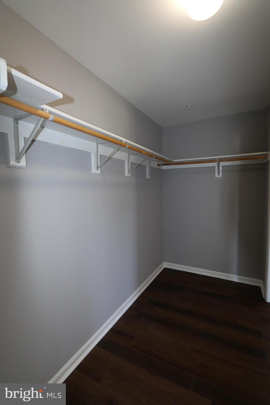 TINKERS CREEK - Residential Lease