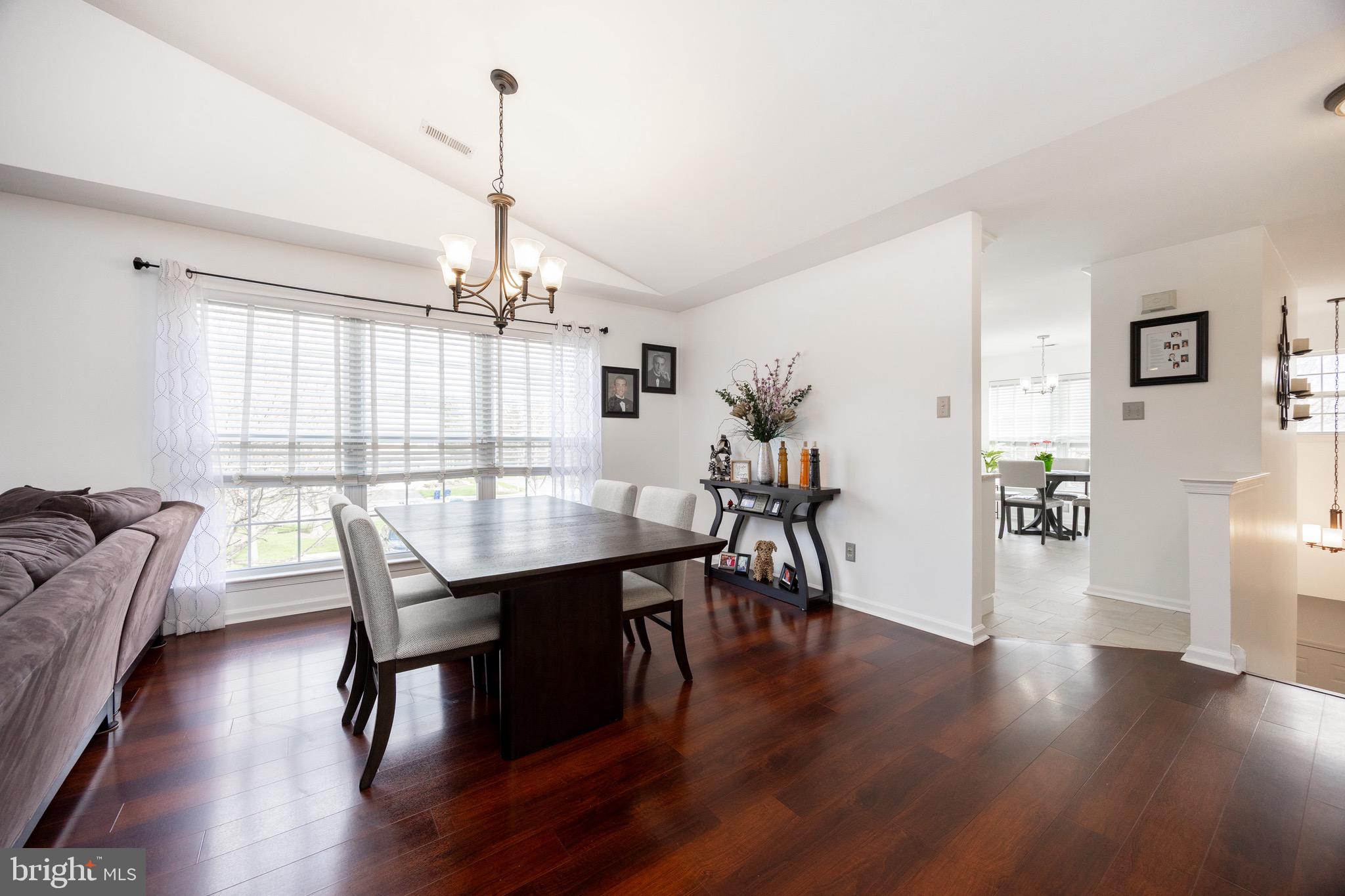 CHARLESTOWN HUNT - Residential