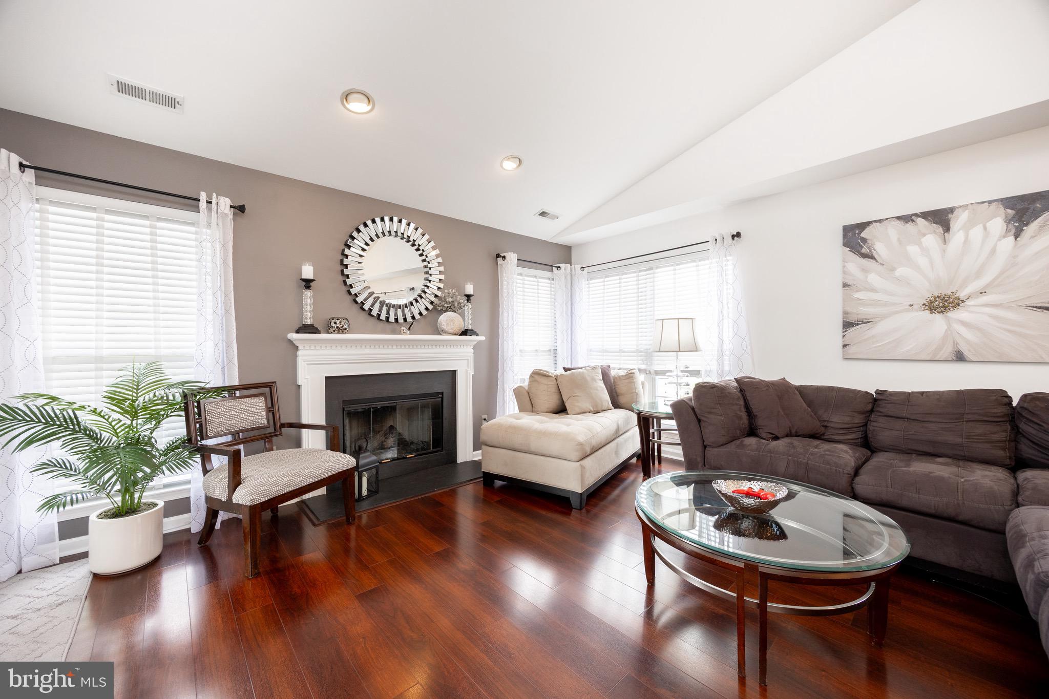 CHARLESTOWN HUNT - Residential