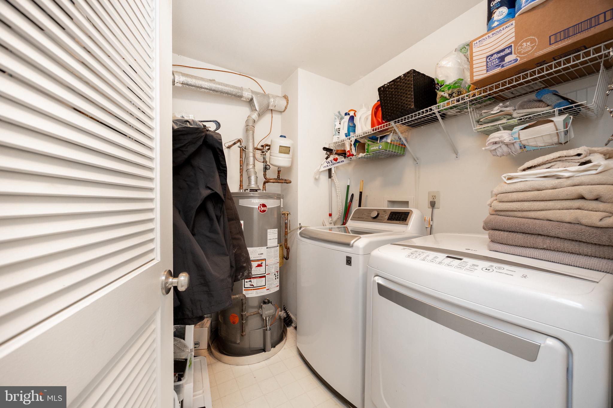 CHARLESTOWN HUNT - Residential