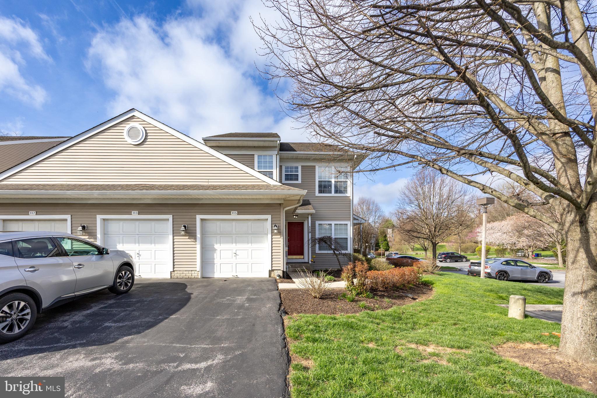 CHARLESTOWN HUNT - Residential