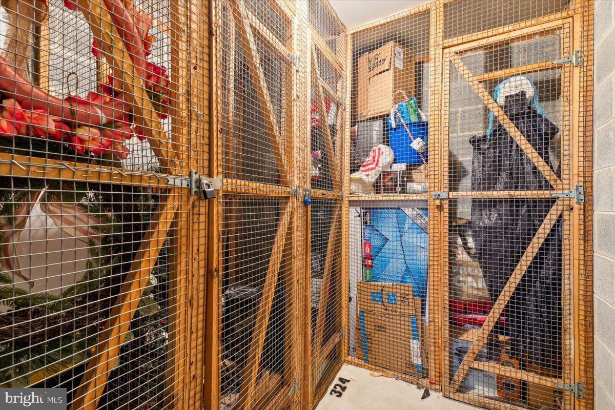 GLADE TOWN - Residential