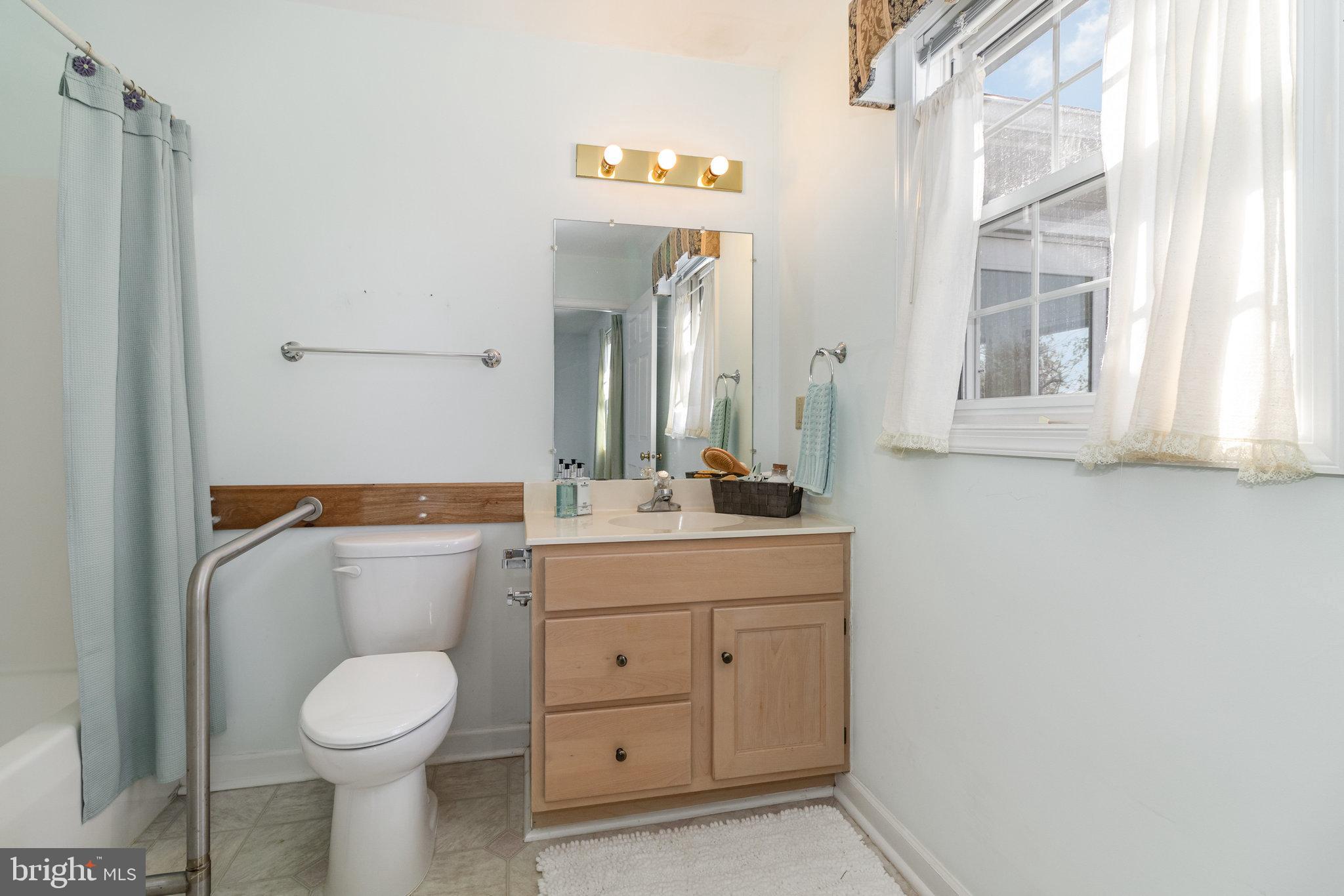 ARBOR GATE - Residential