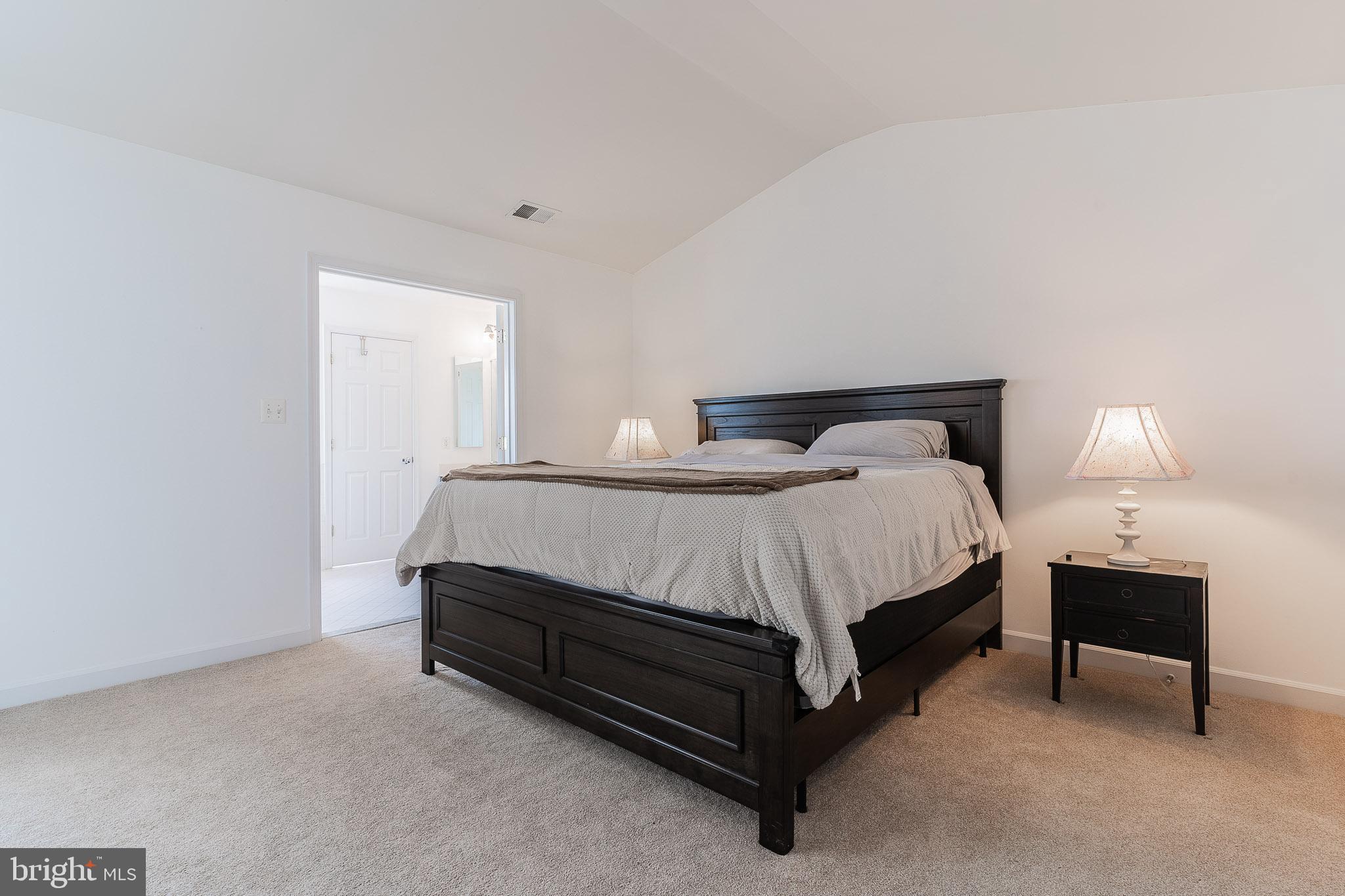 FAIR CREST - Residential