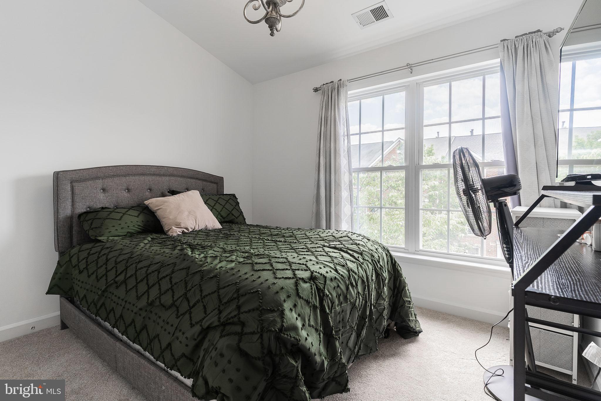 FAIR CREST - Residential