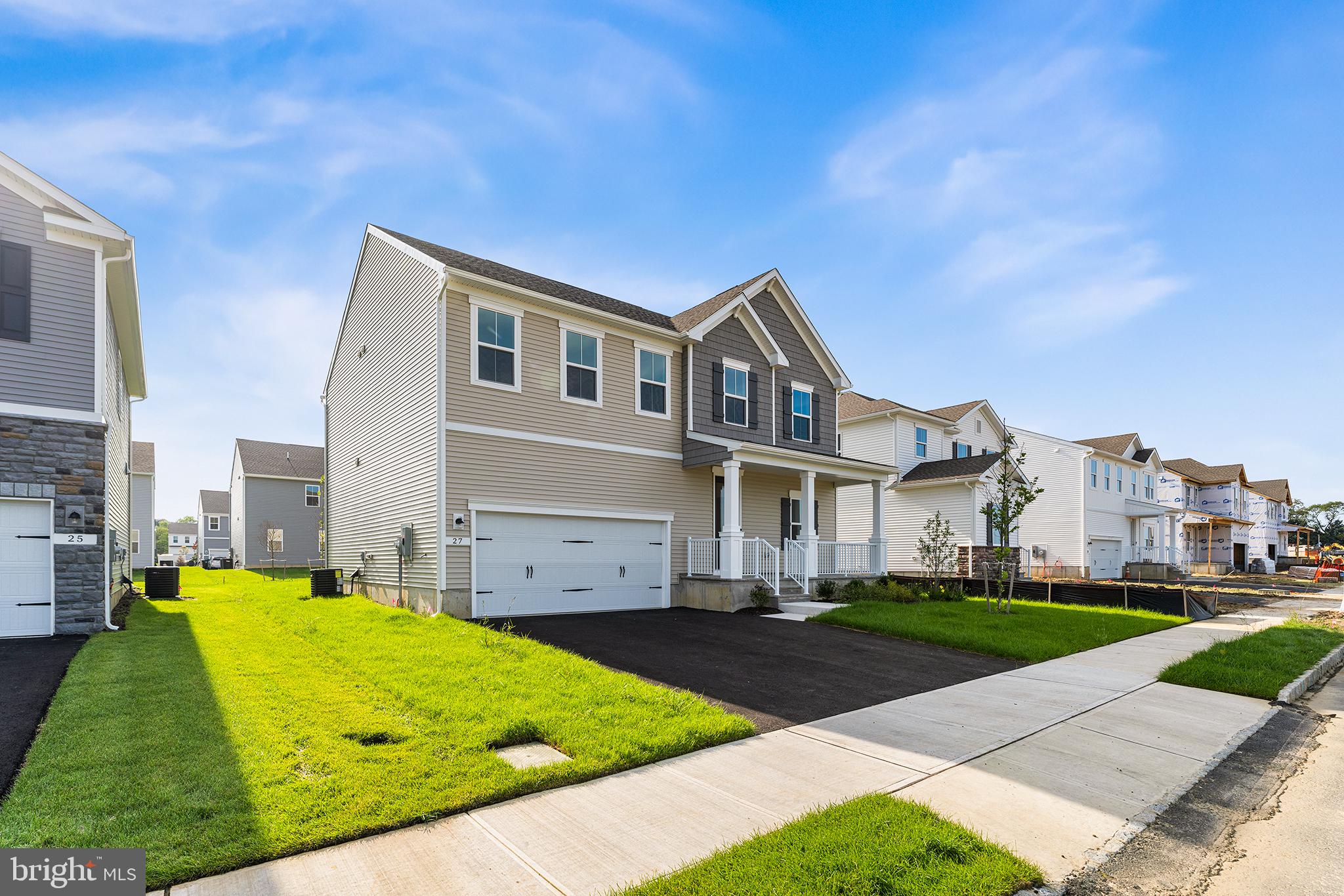 27 COTTONWOOD AVENUE
