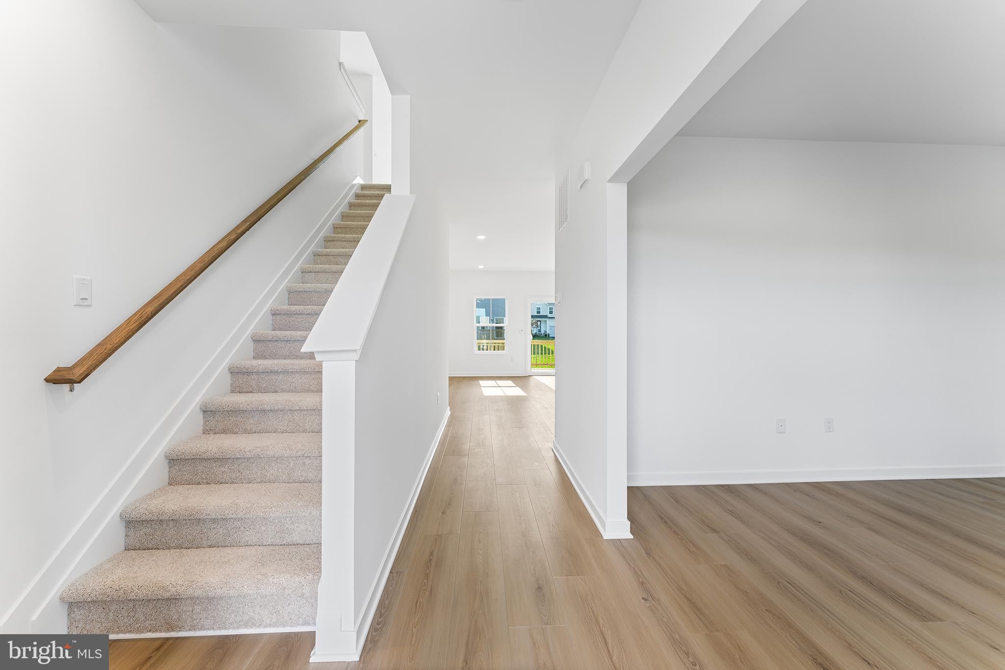 27 COTTONWOOD AVENUE