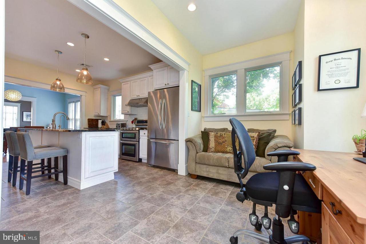 DEL RAY - Residential Lease