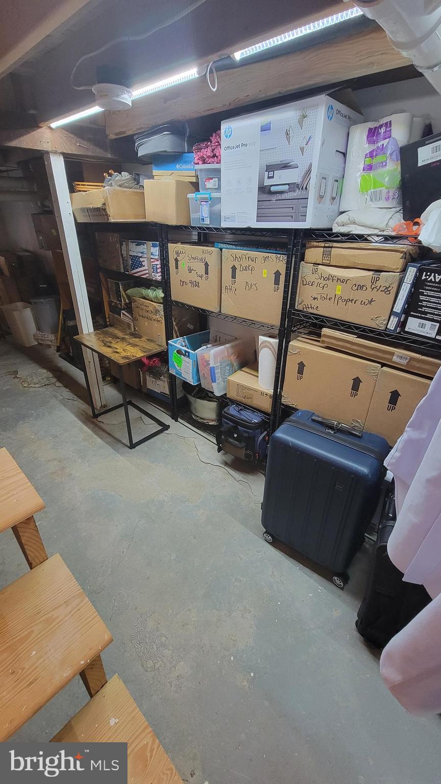 DEL RAY - Residential Lease