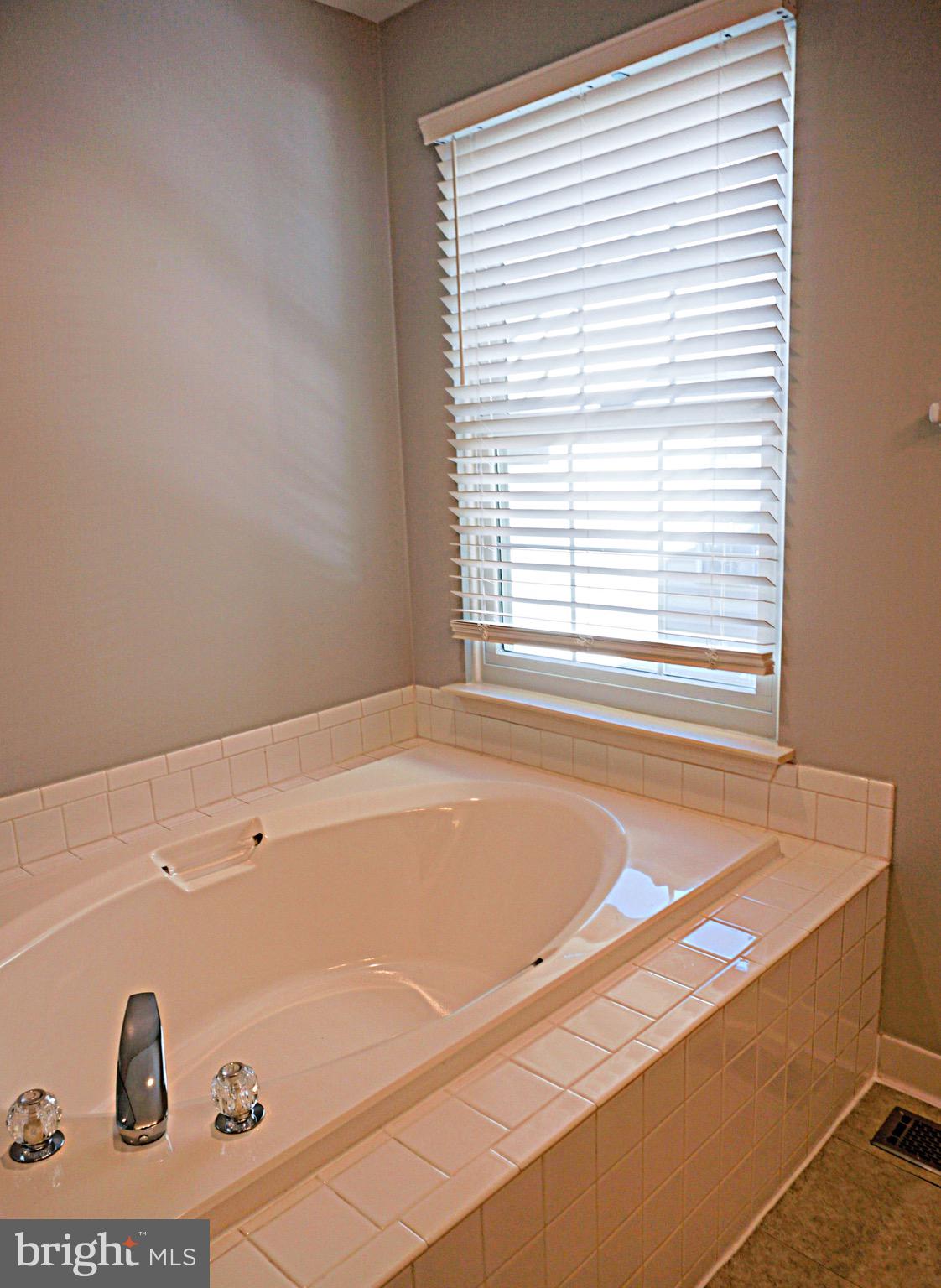 VILLAGE OF RIVER HILL - Residential Lease