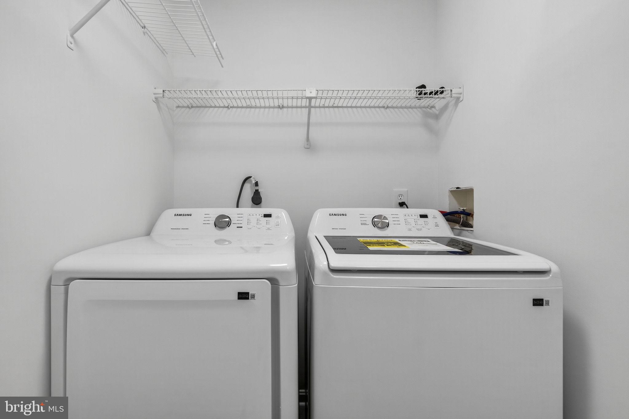 ALBIN VILLAGE - Residential