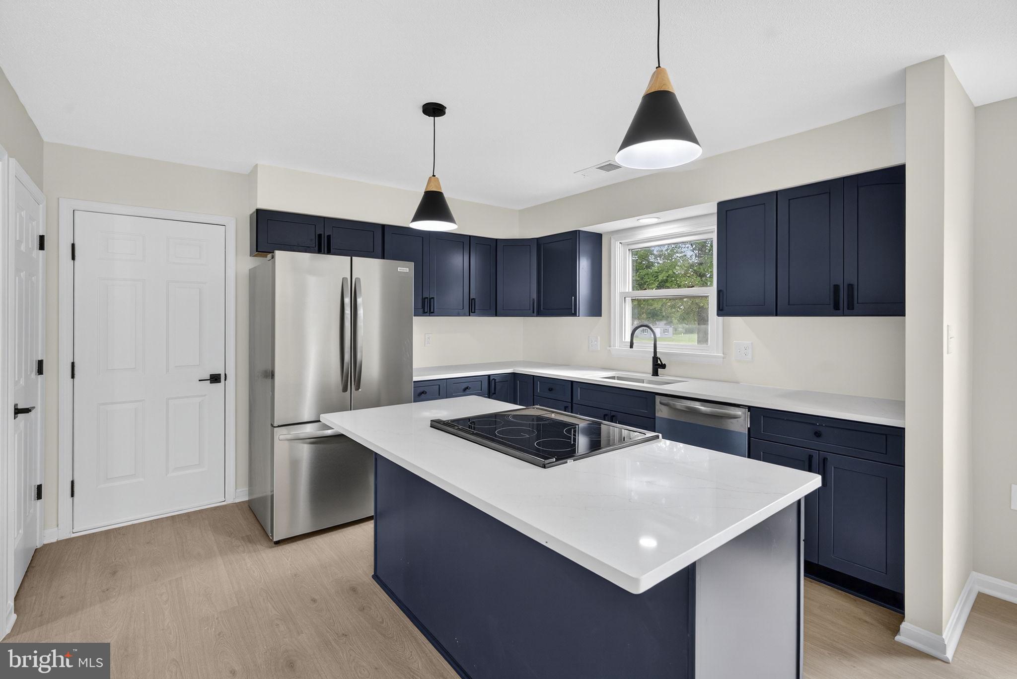 ALBIN VILLAGE - Residential