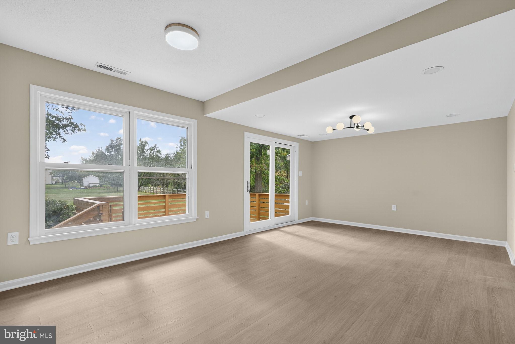 ALBIN VILLAGE - Residential