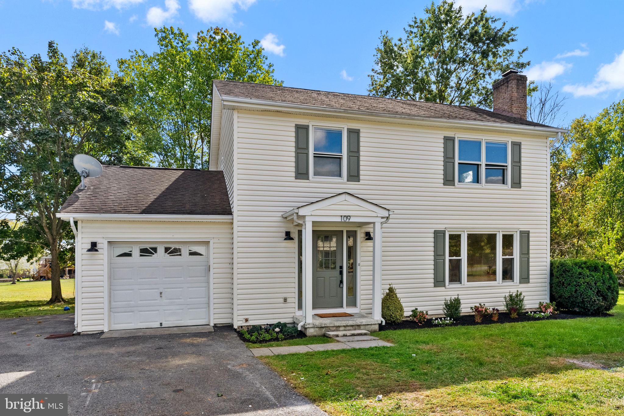 ALBIN VILLAGE - Residential