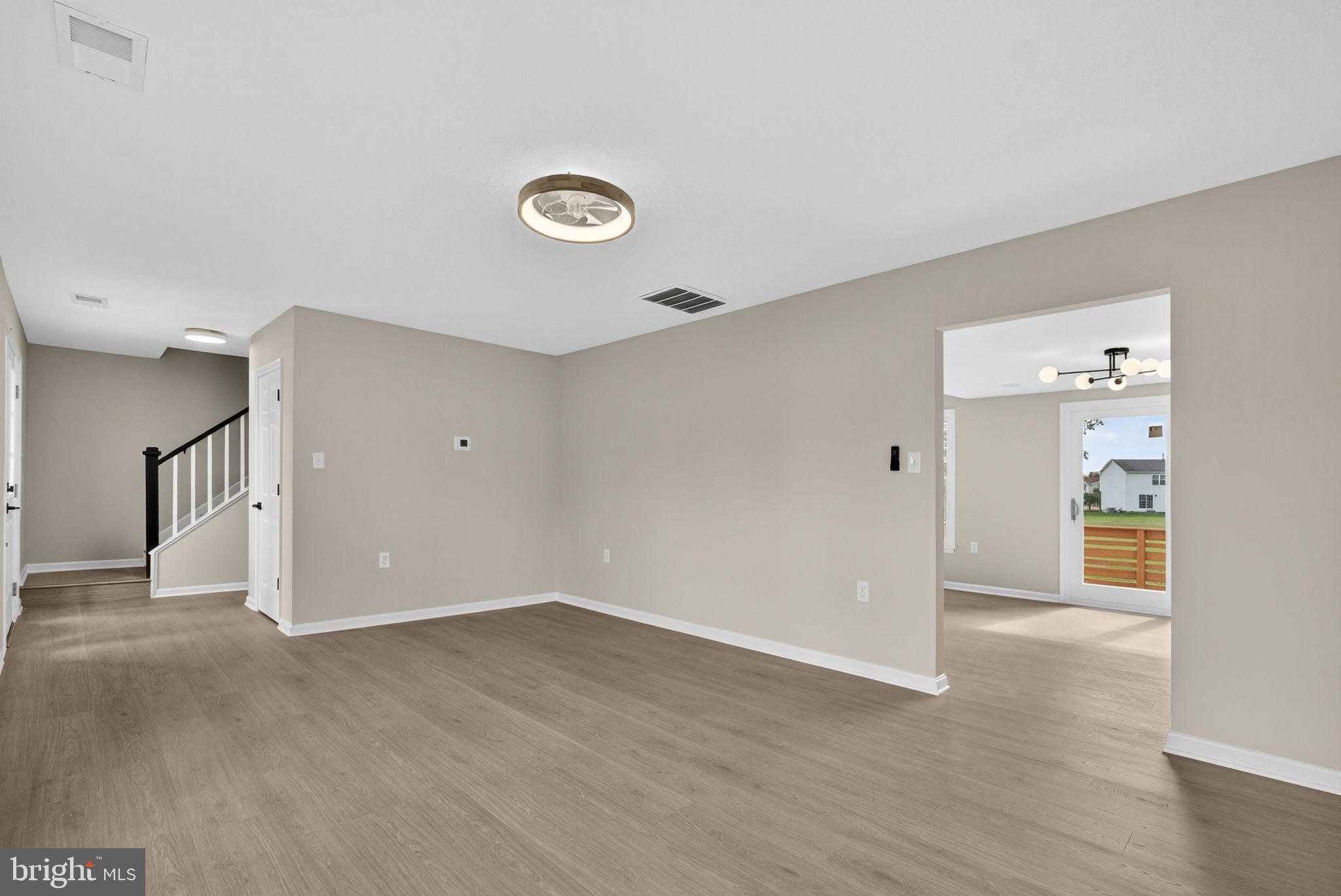 ALBIN VILLAGE - Residential