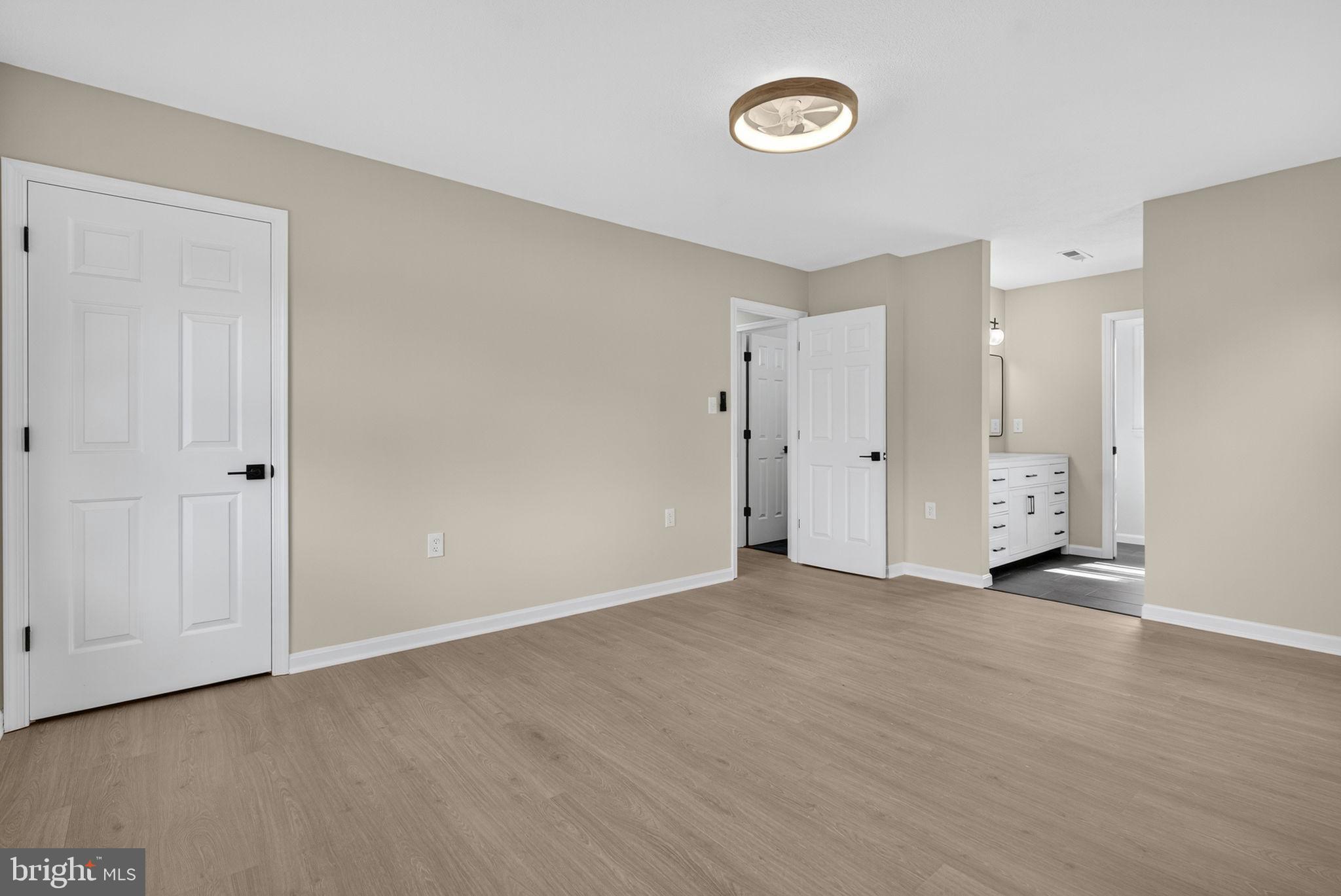 ALBIN VILLAGE - Residential