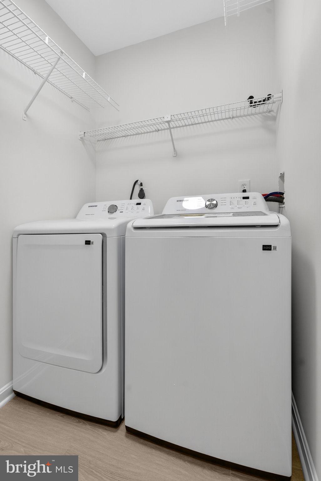 ALBIN VILLAGE - Residential