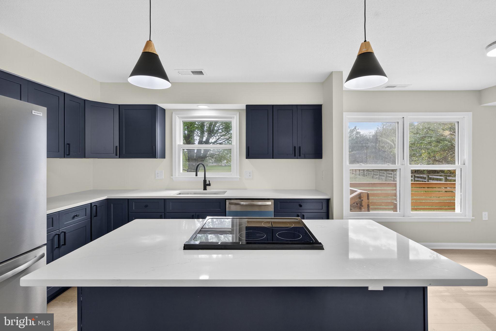 ALBIN VILLAGE - Residential