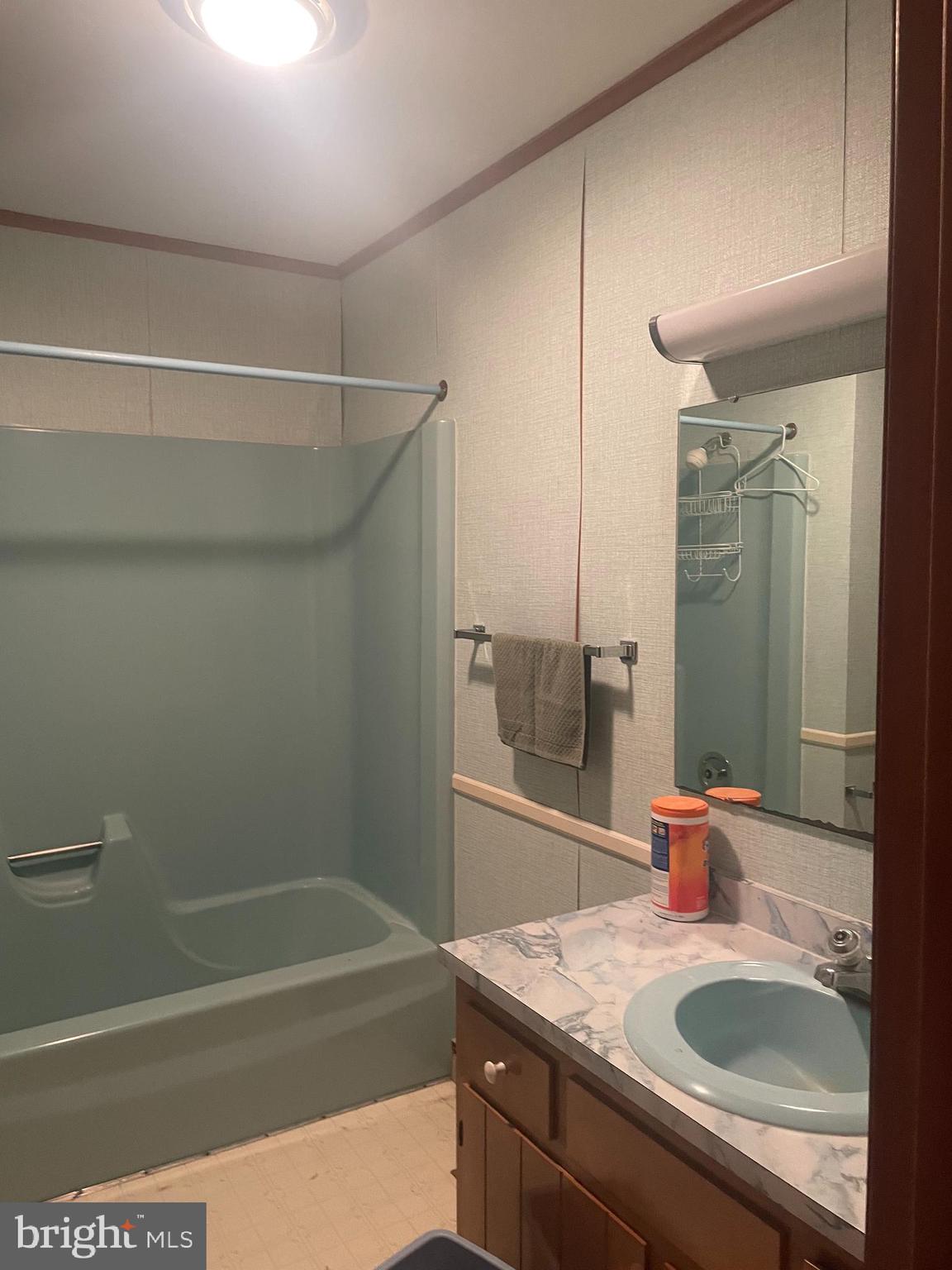 KENT ISLAND ESTATES - Residential