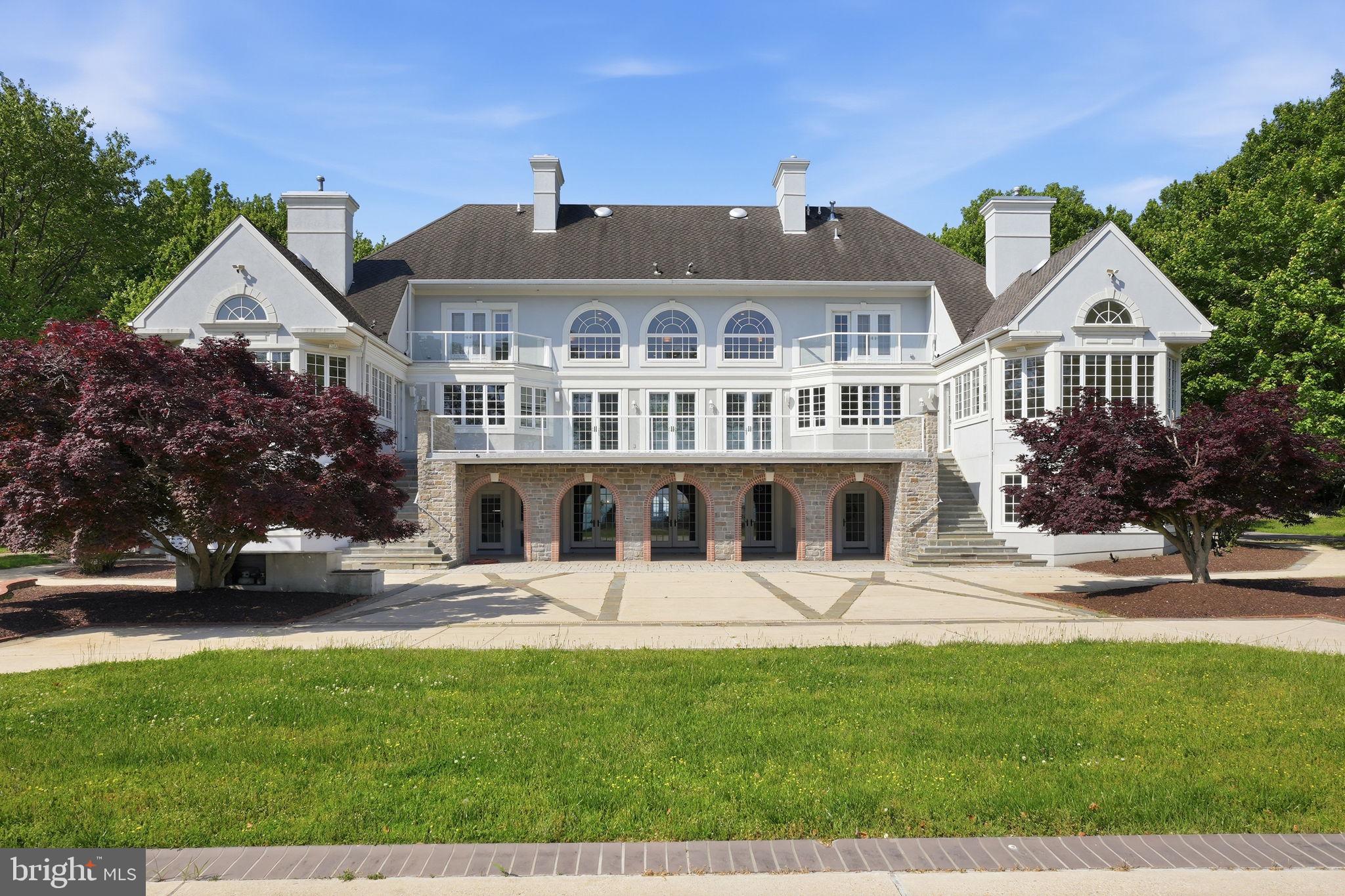 ANNAPOLIS ROADS - Residential