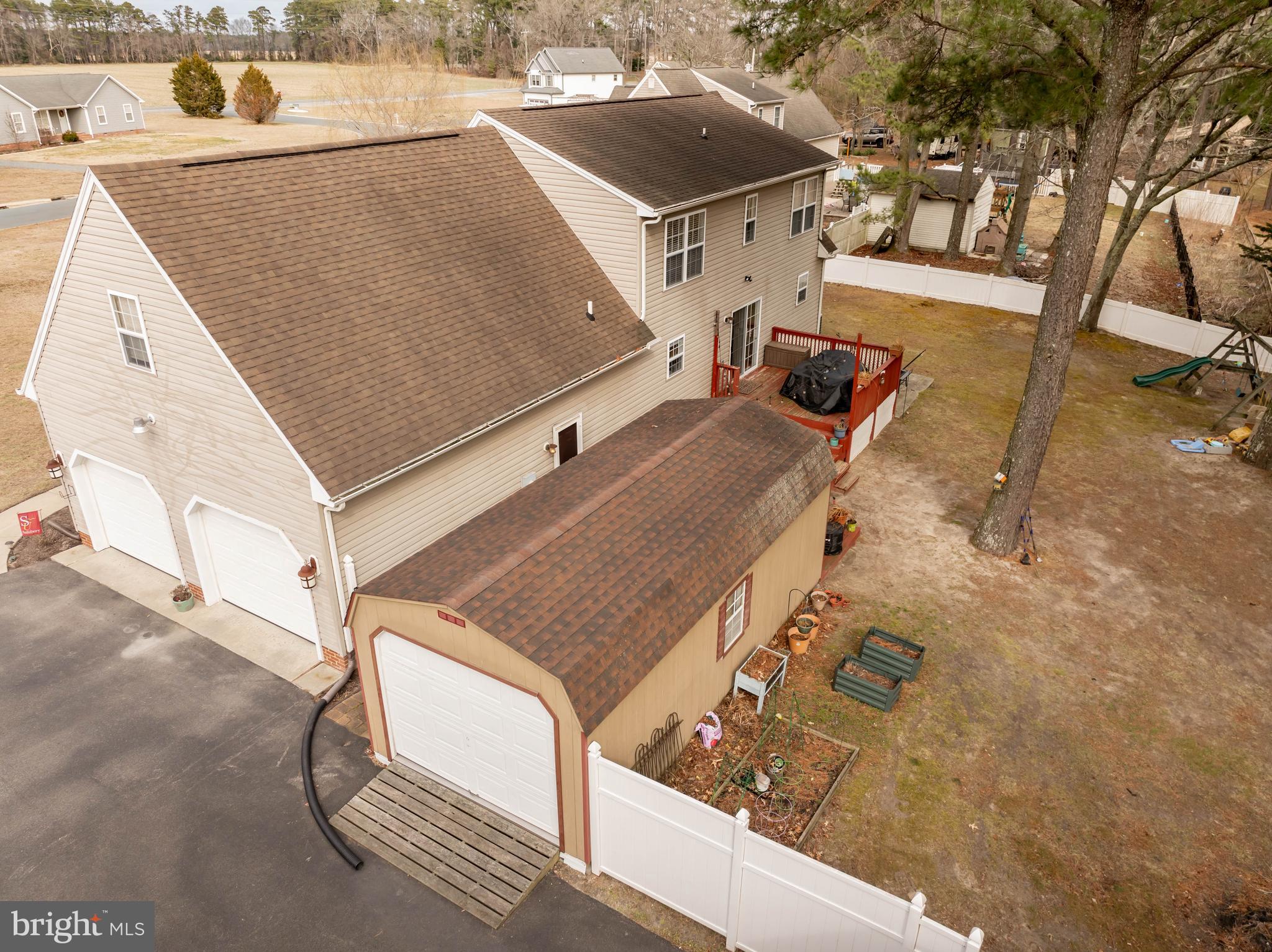 MOCKING BIRD - Residential