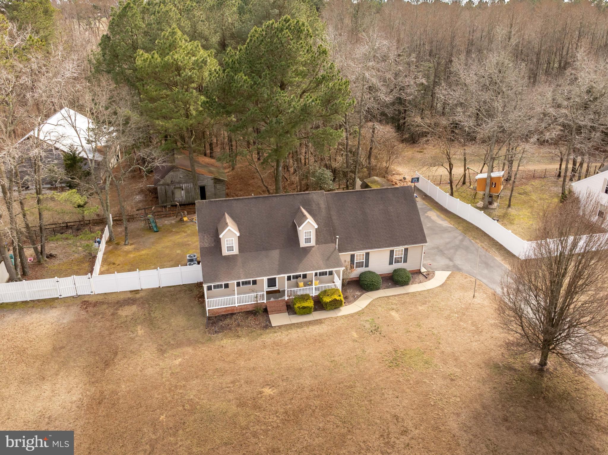 MOCKING BIRD - Residential