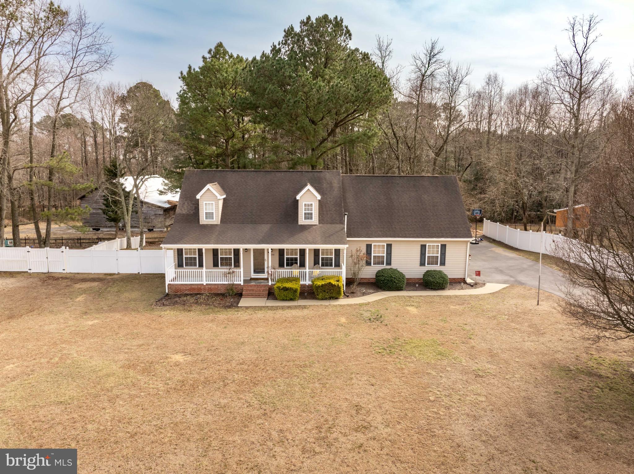 MOCKING BIRD - Residential