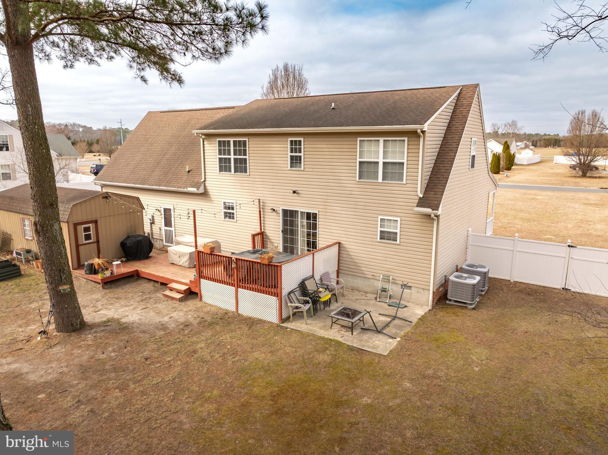 MOCKING BIRD - Residential