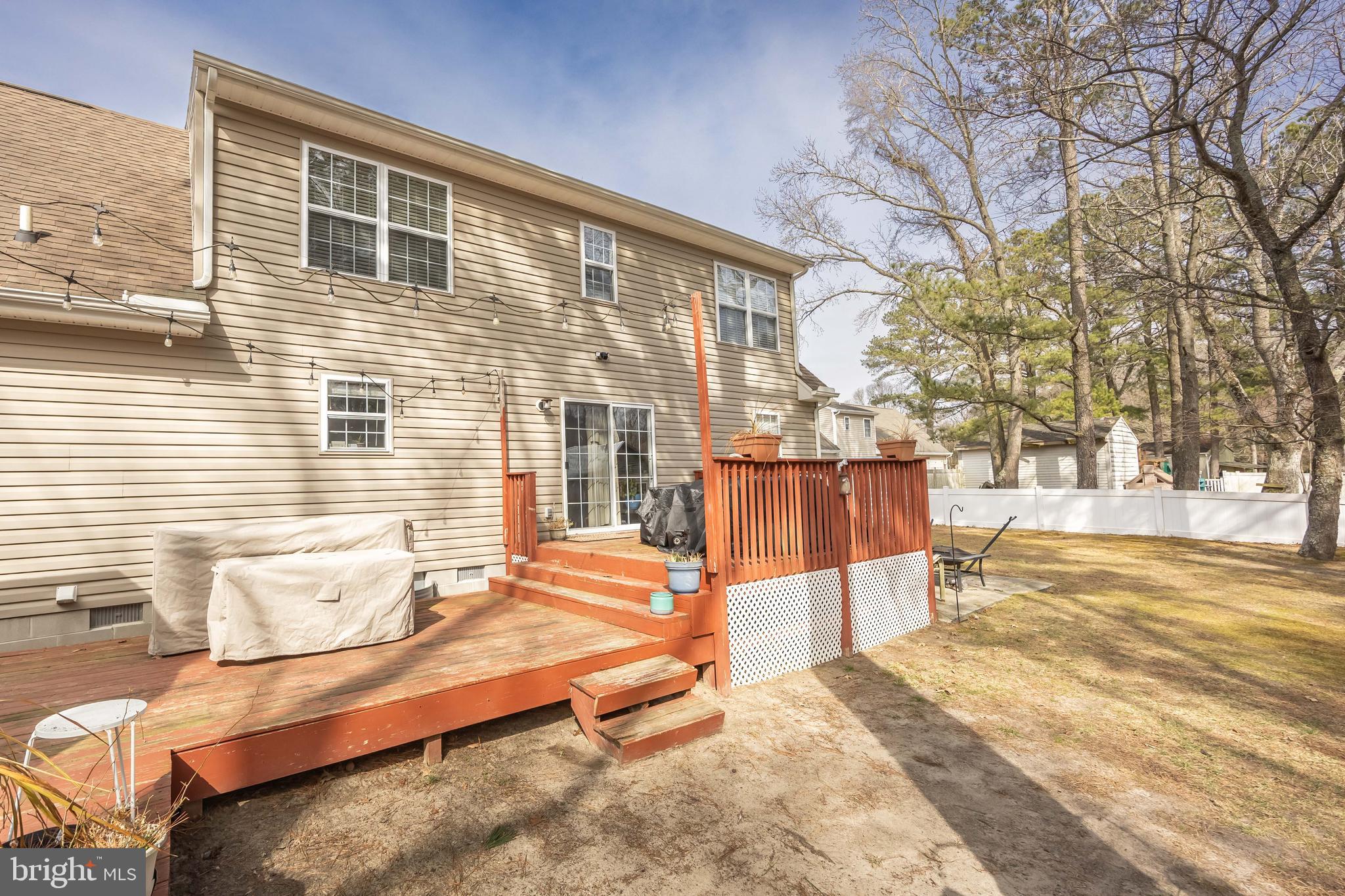 MOCKING BIRD - Residential