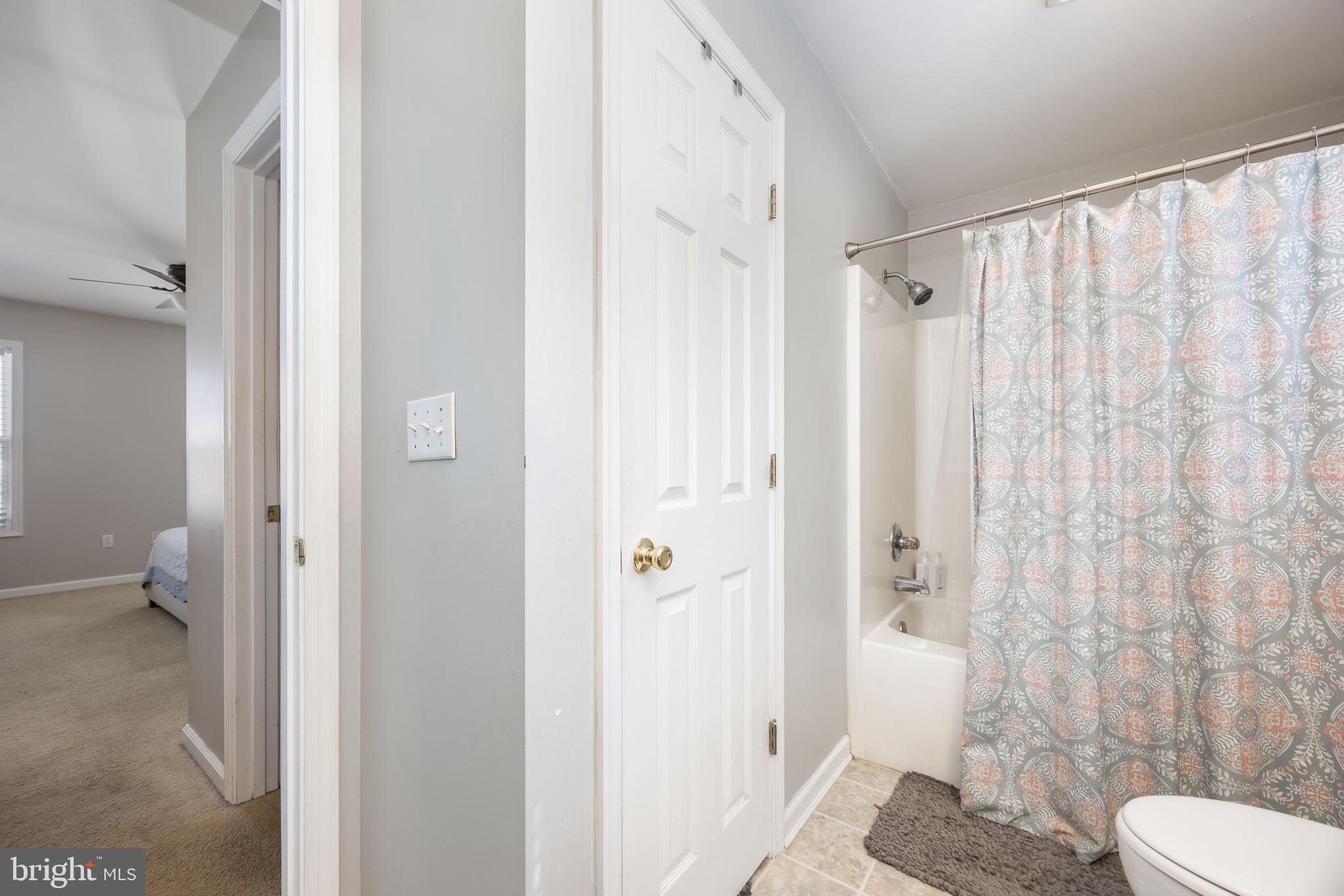 MOCKING BIRD - Residential