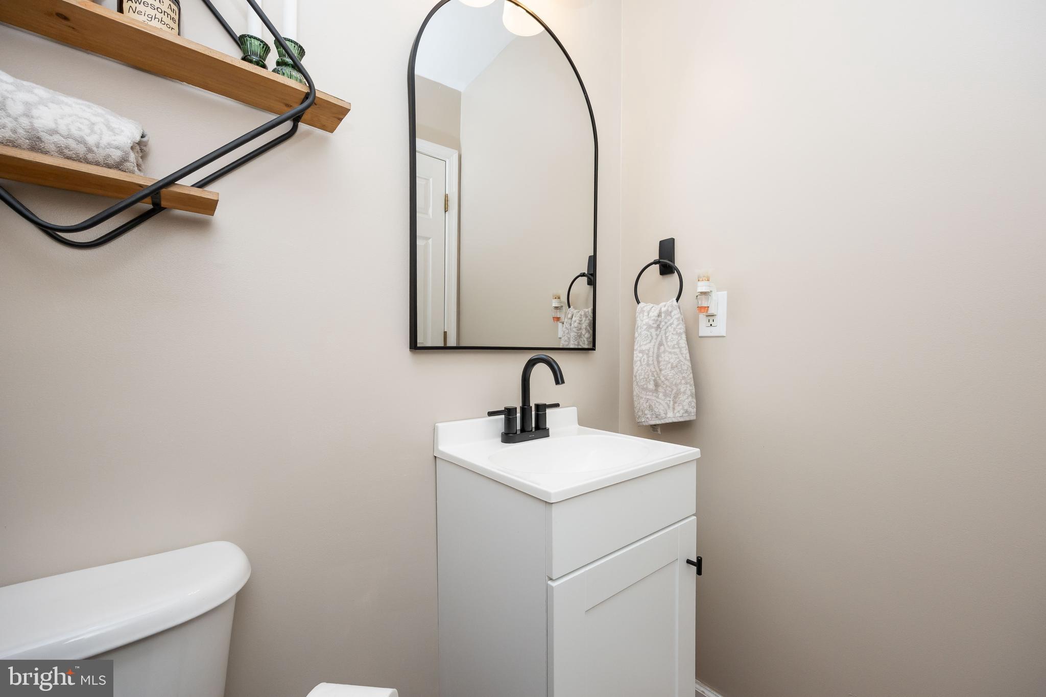 MOCKING BIRD - Residential