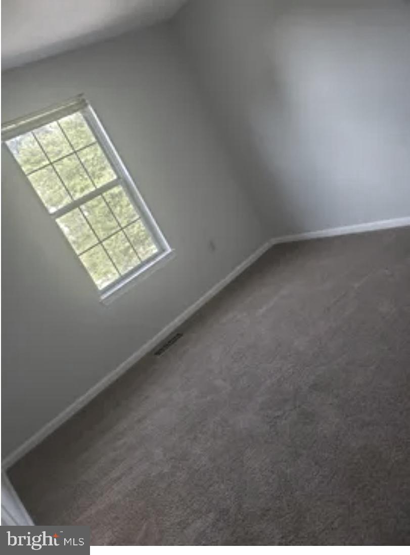 OAK SPRINGS - Residential Lease