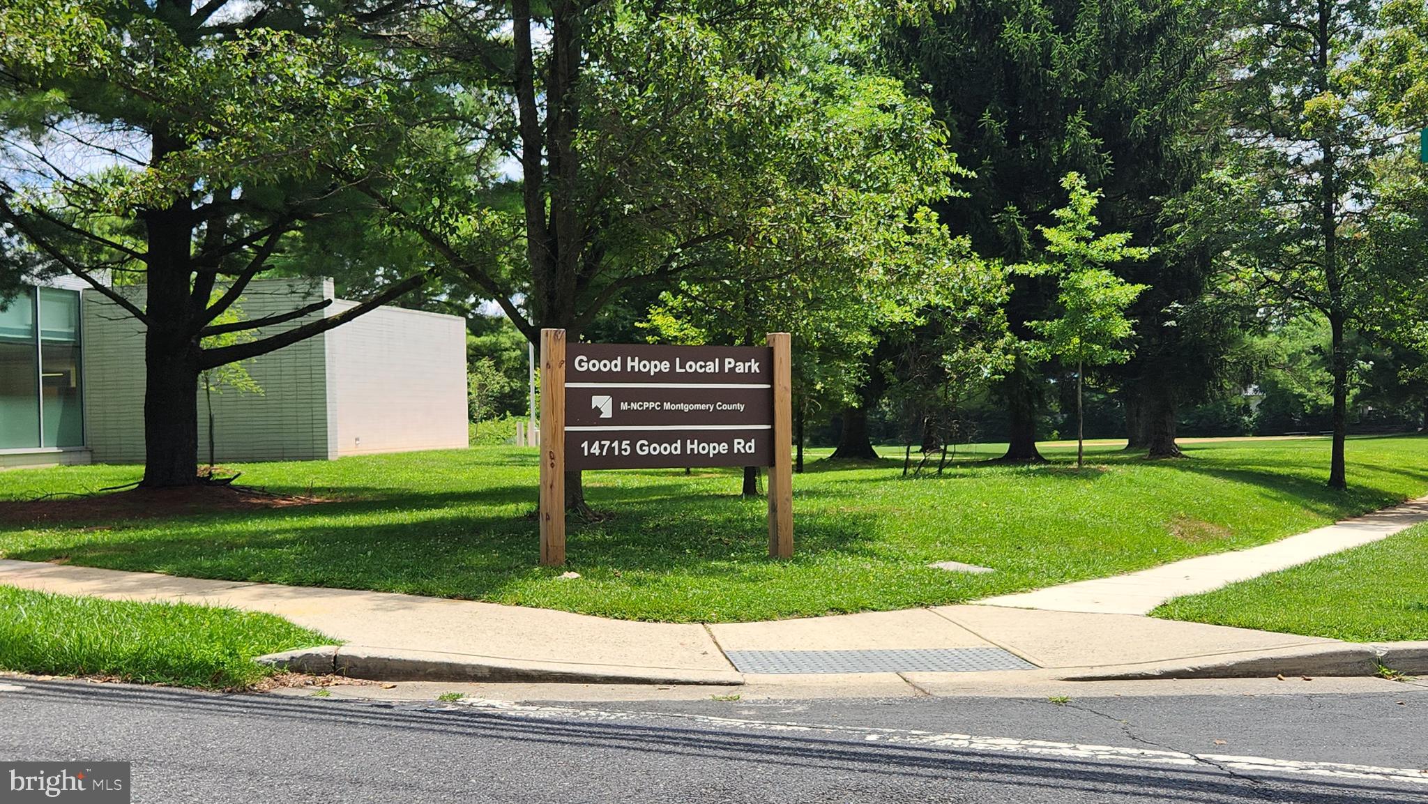 OAK SPRINGS - Residential Lease