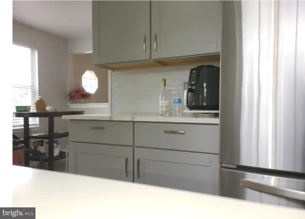 OAK SPRINGS - Residential Lease