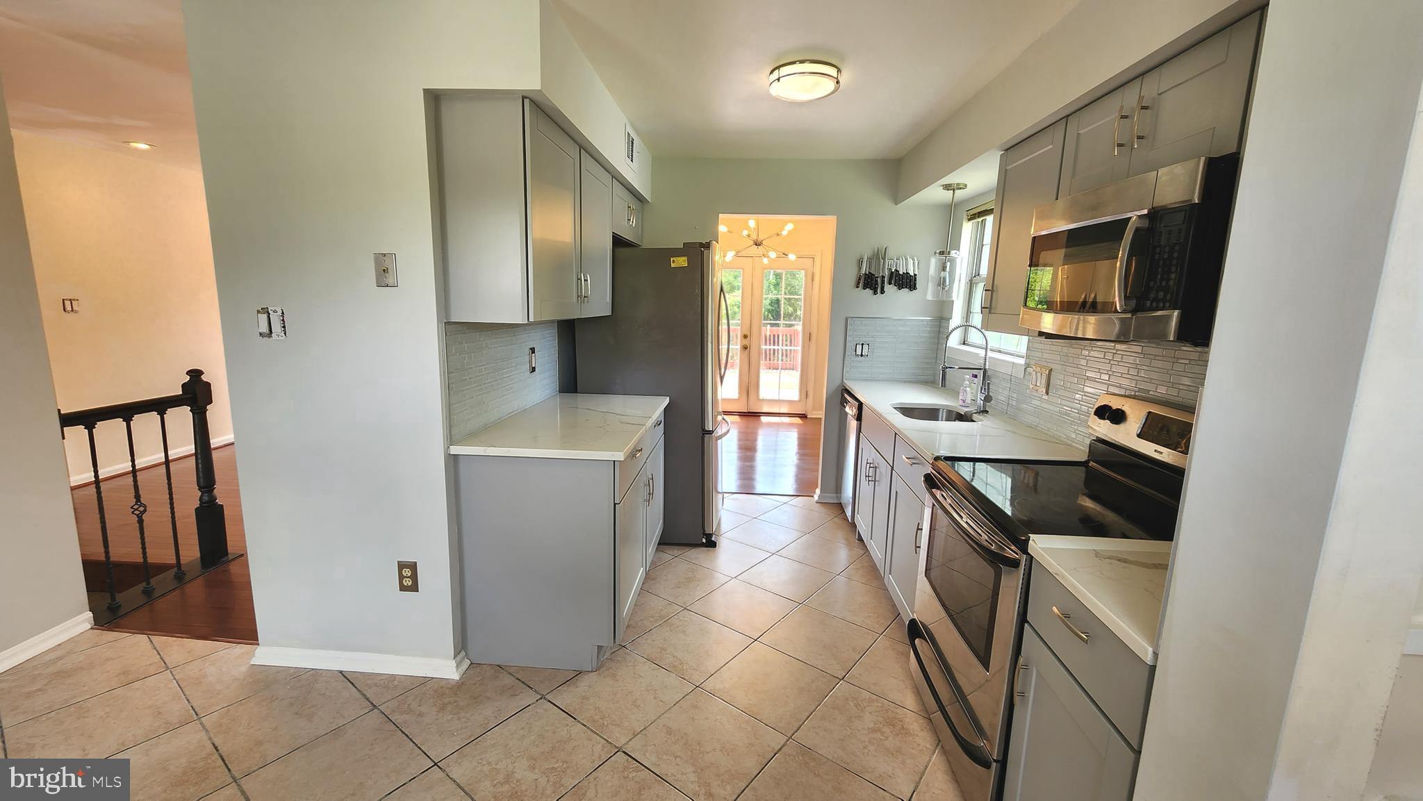 OAK SPRINGS - Residential Lease