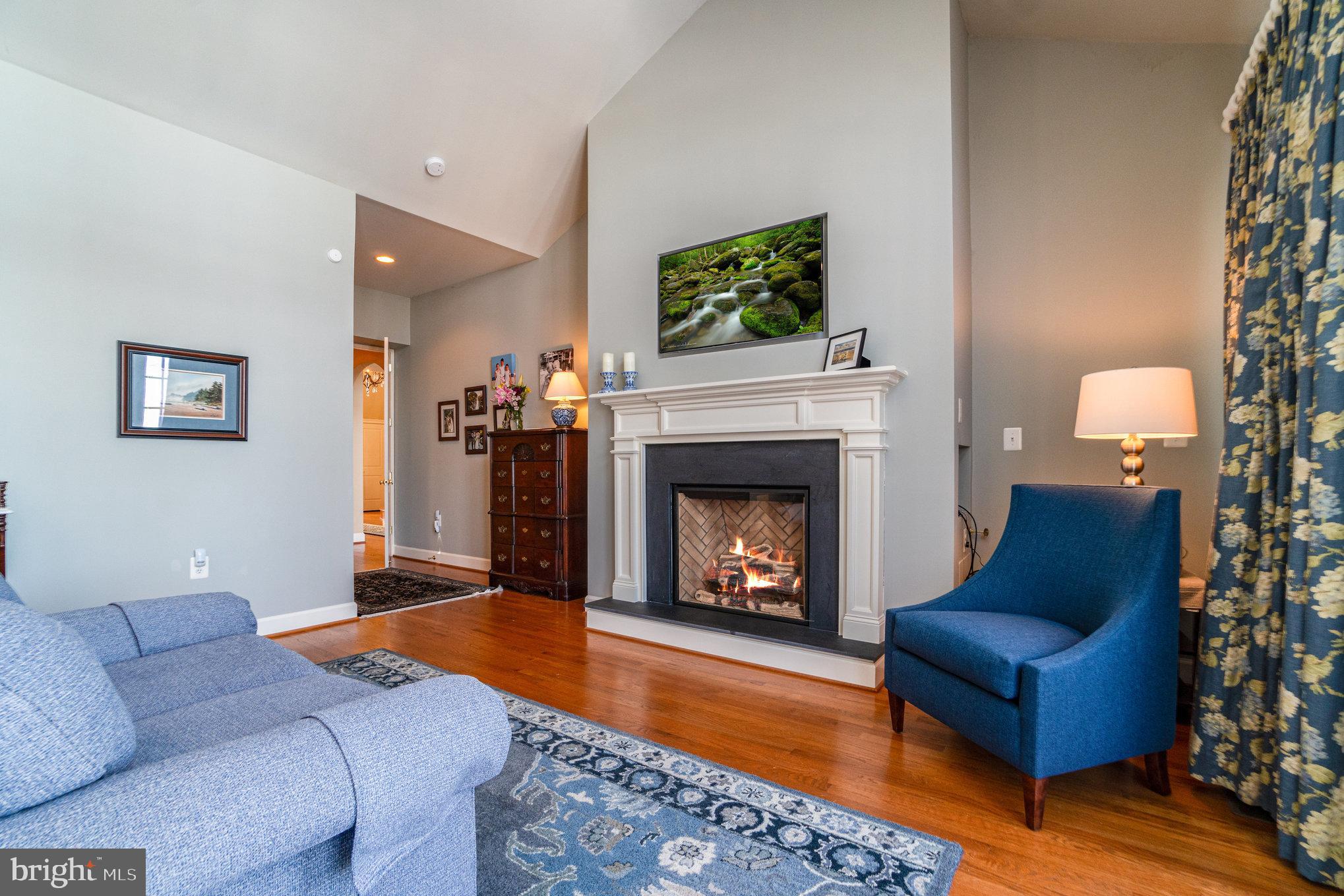 RIVER CREEK - Residential