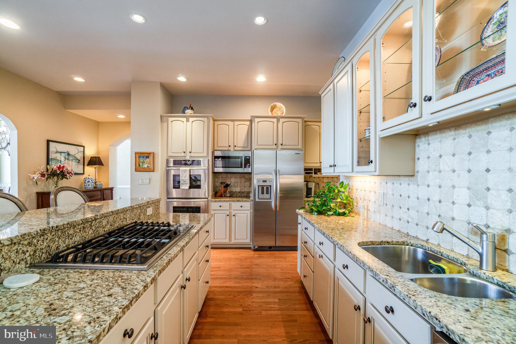 RIVER CREEK - Residential